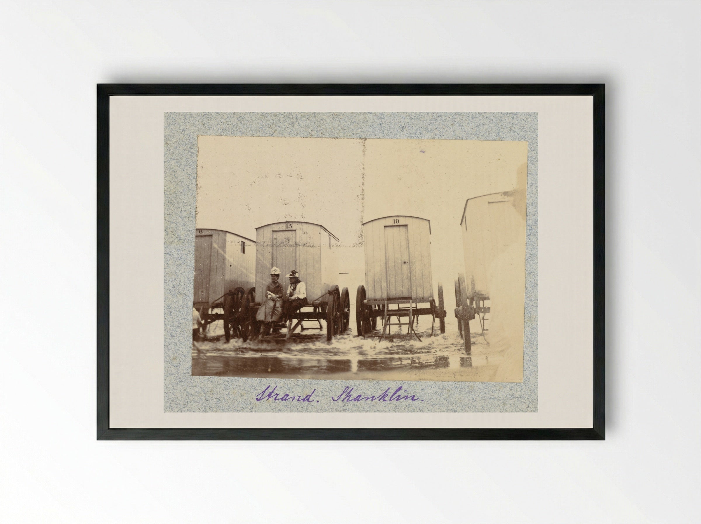 Badkoetsen in de branding, Shanklin - Henry Pauw van Wieldrecht - Framed Print Black