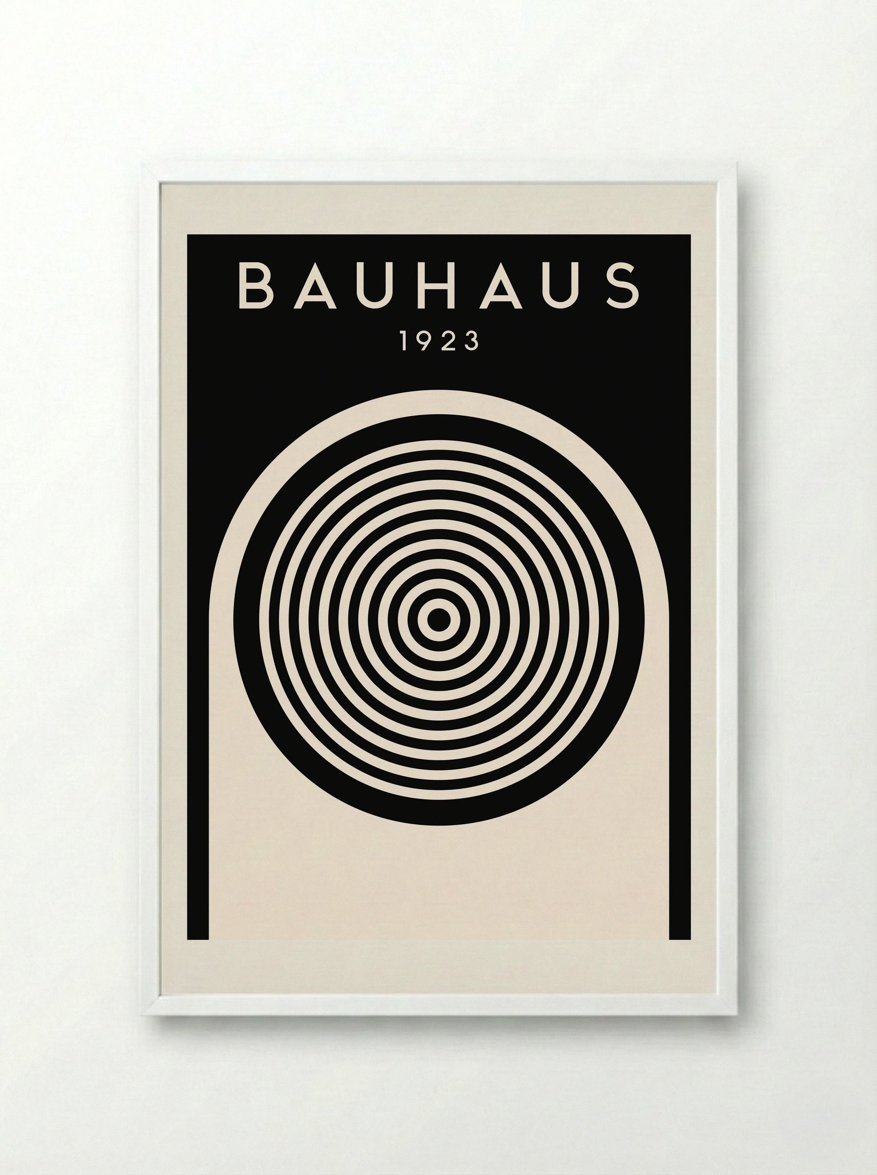 Bauhaus 1923 Concentric Circles – Monochrome - Framed Print White