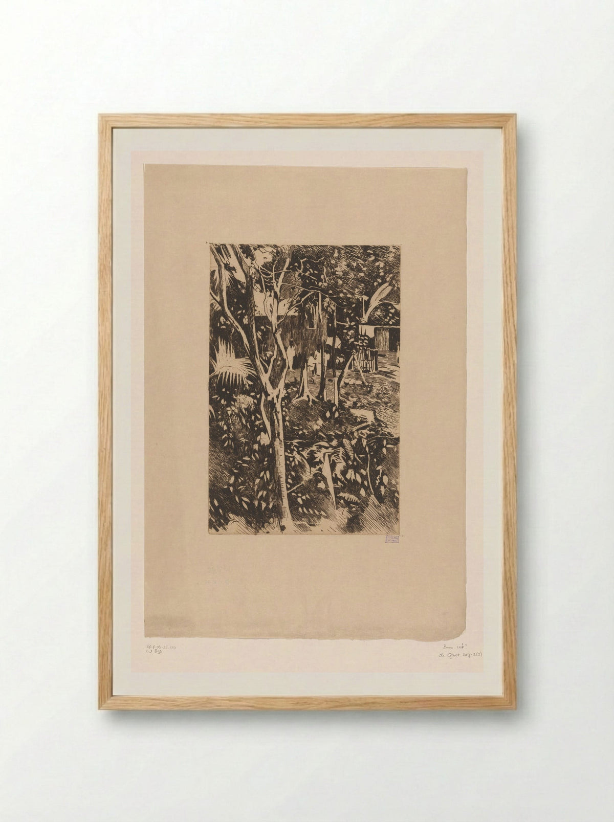Begroeiing in de tuin van Hotel Bellevue in Buitenzorg - Willem Witsen - Framed Print Wood