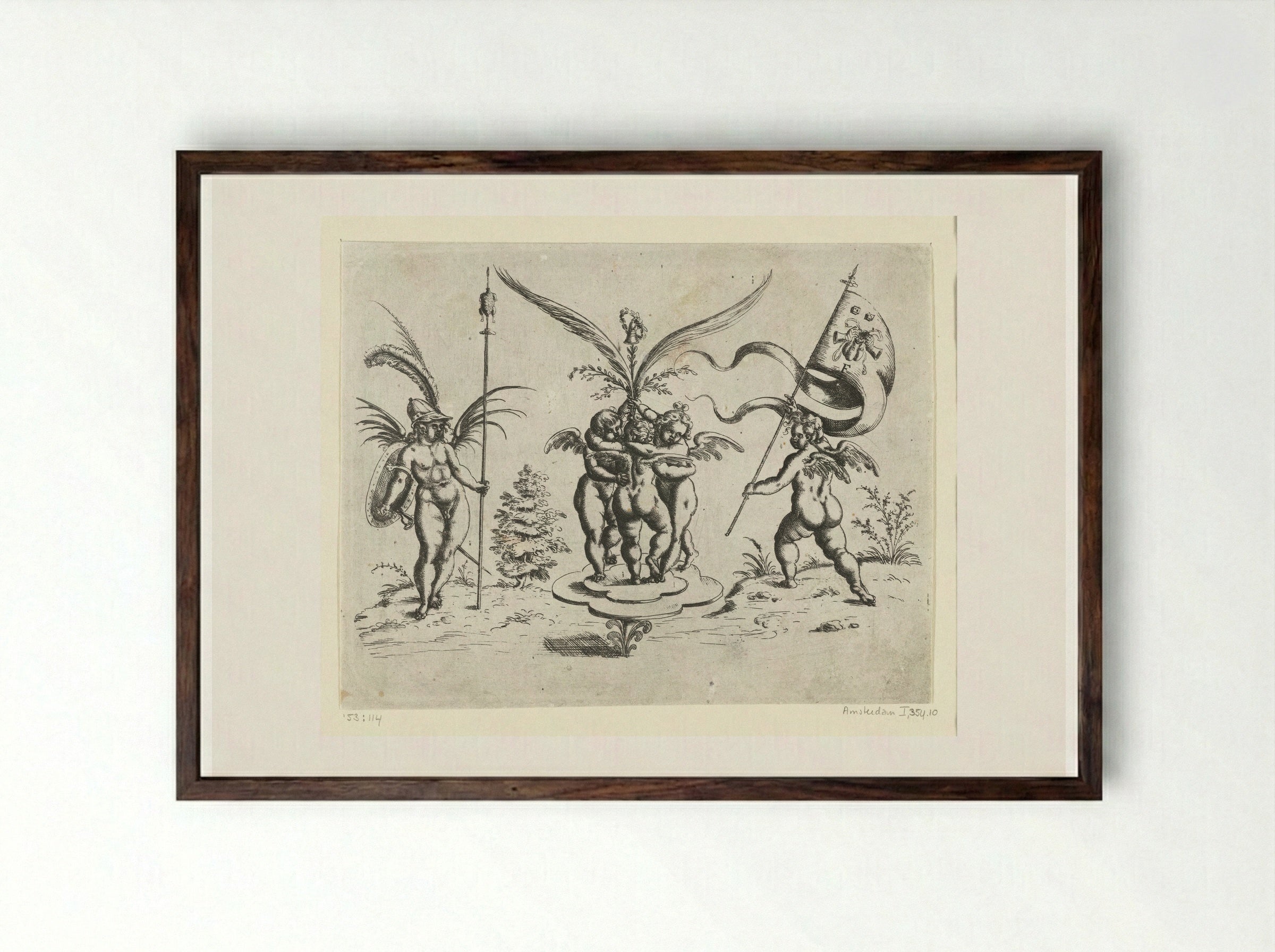 Drie elkaar omarmende putti op een klaverbladvormig plateau - Christoph Jamnitzer - Framed Print Dark Wood