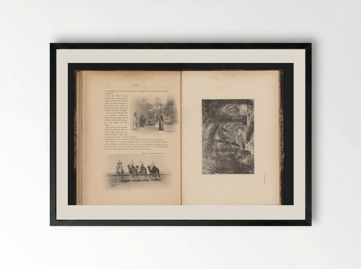 Drie vrouwen op straat in Biskra, Algerije - Jules Gervais-Courtellemont - Framed Print Black