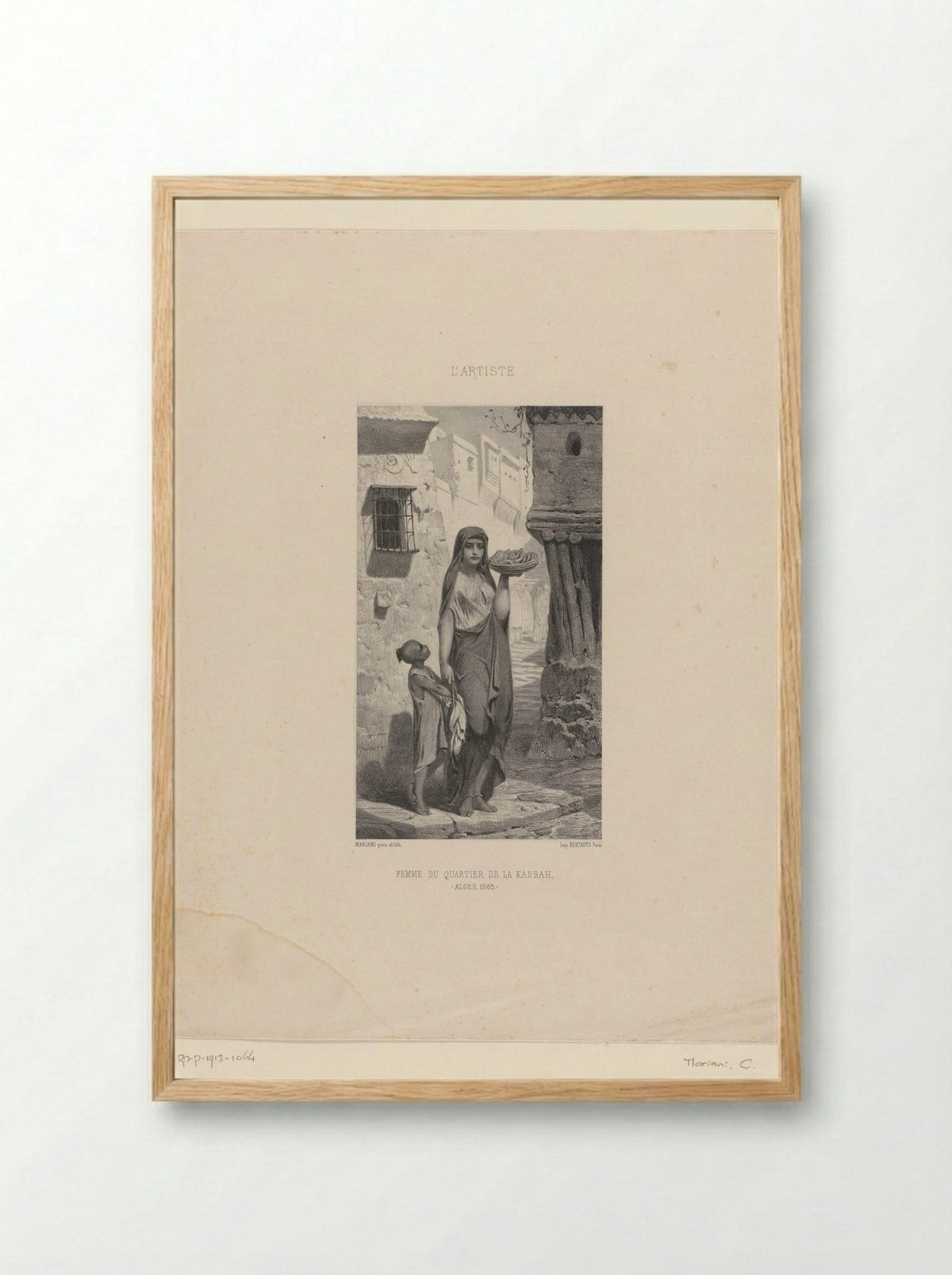 Femme du quartier de la Kasbah, Alger - C. Mariani - Framed Print Wood