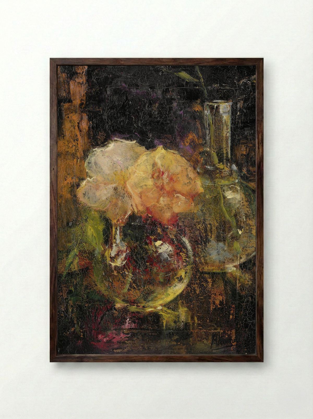 Gele rozen in een karaf - Menso Kamerlingh Onnes - Framed Print Dark Wood