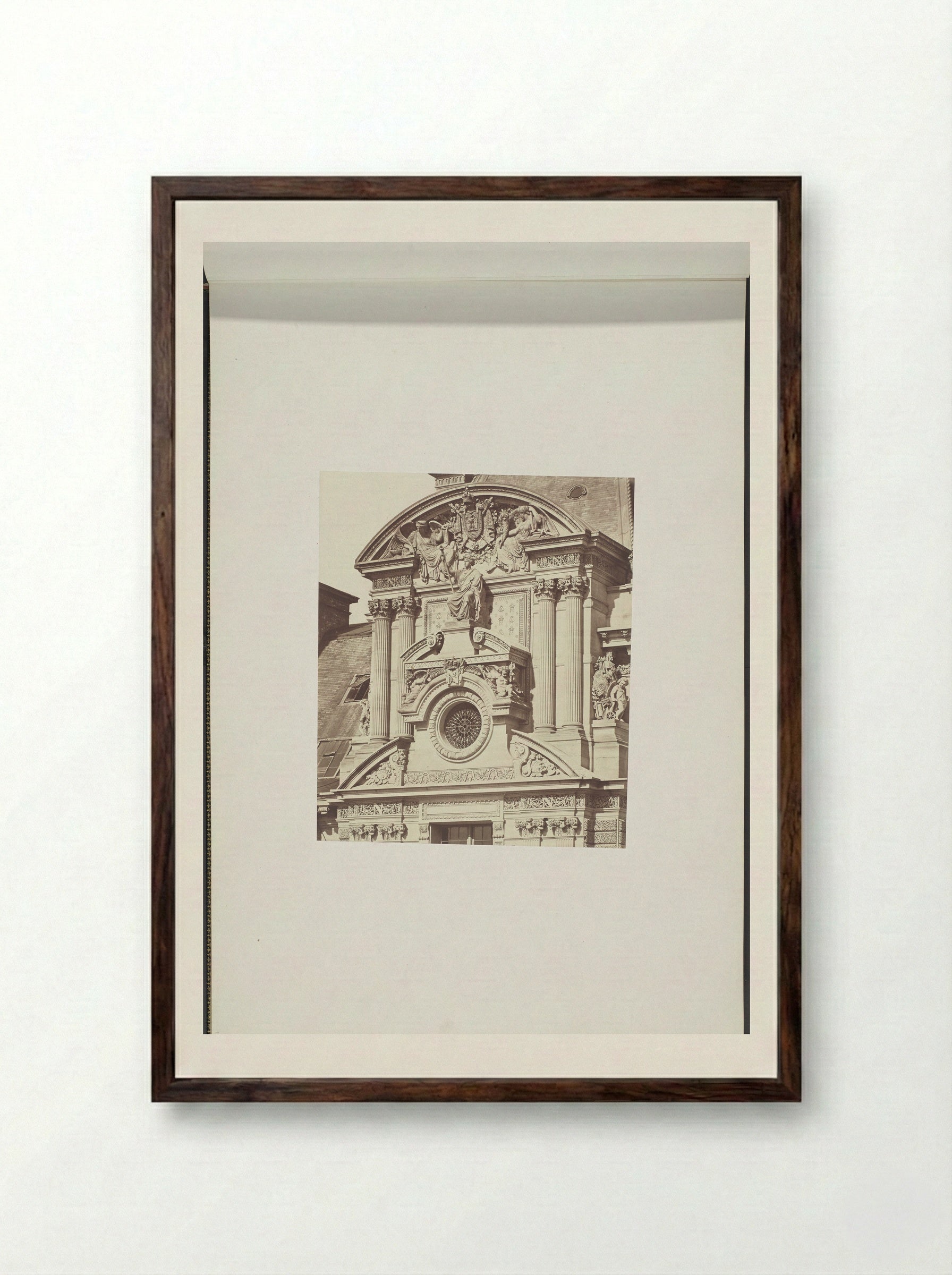 Gevel van het Pavillon de Rohan (bovenzijde) - Édouard Denis Baldus - Framed Print Dark Wood