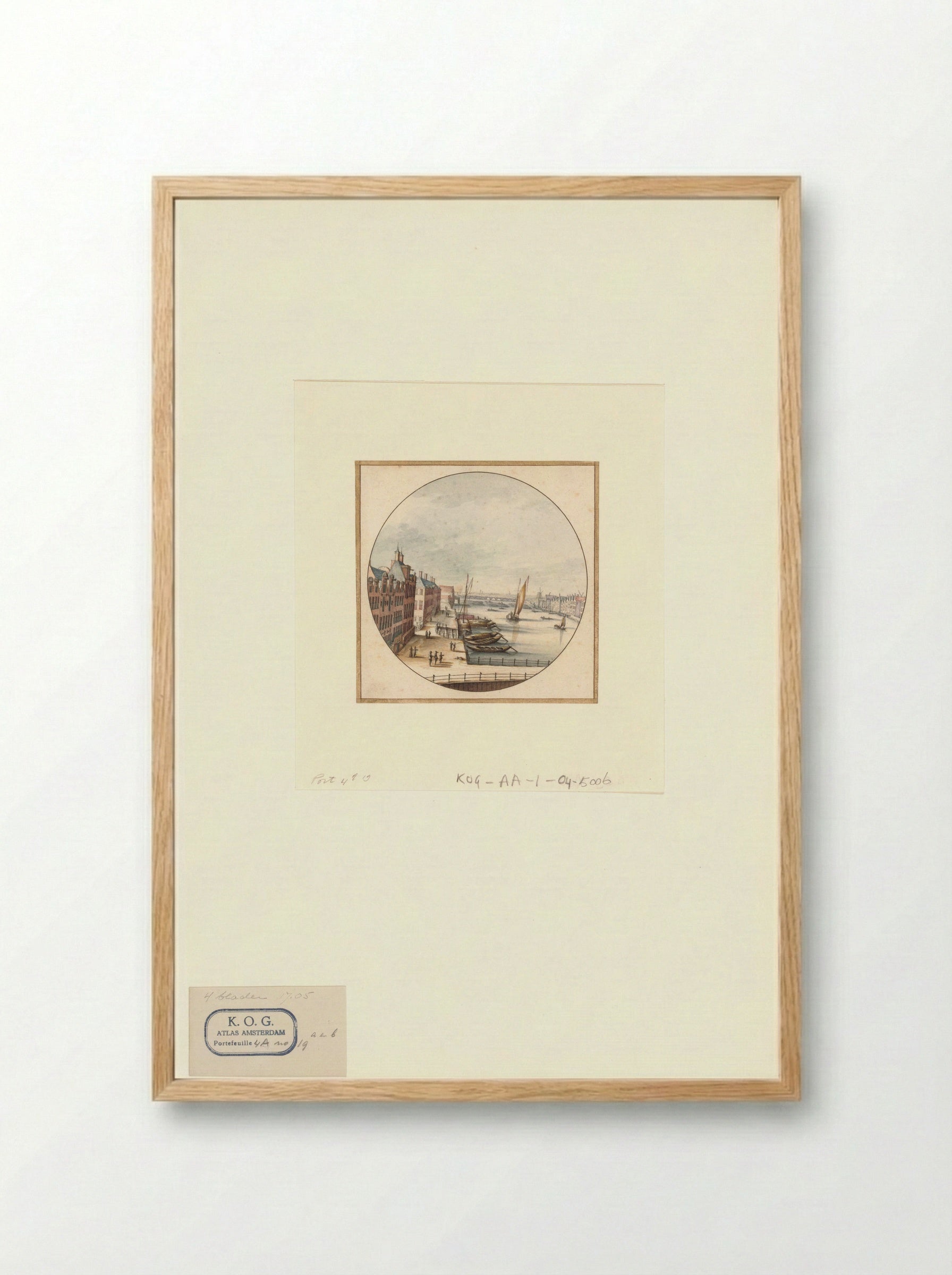 Gezicht op de Amstel tussen de Blauwbrug en Hogesluis - Jan van Call (I) - Framed Print Wood