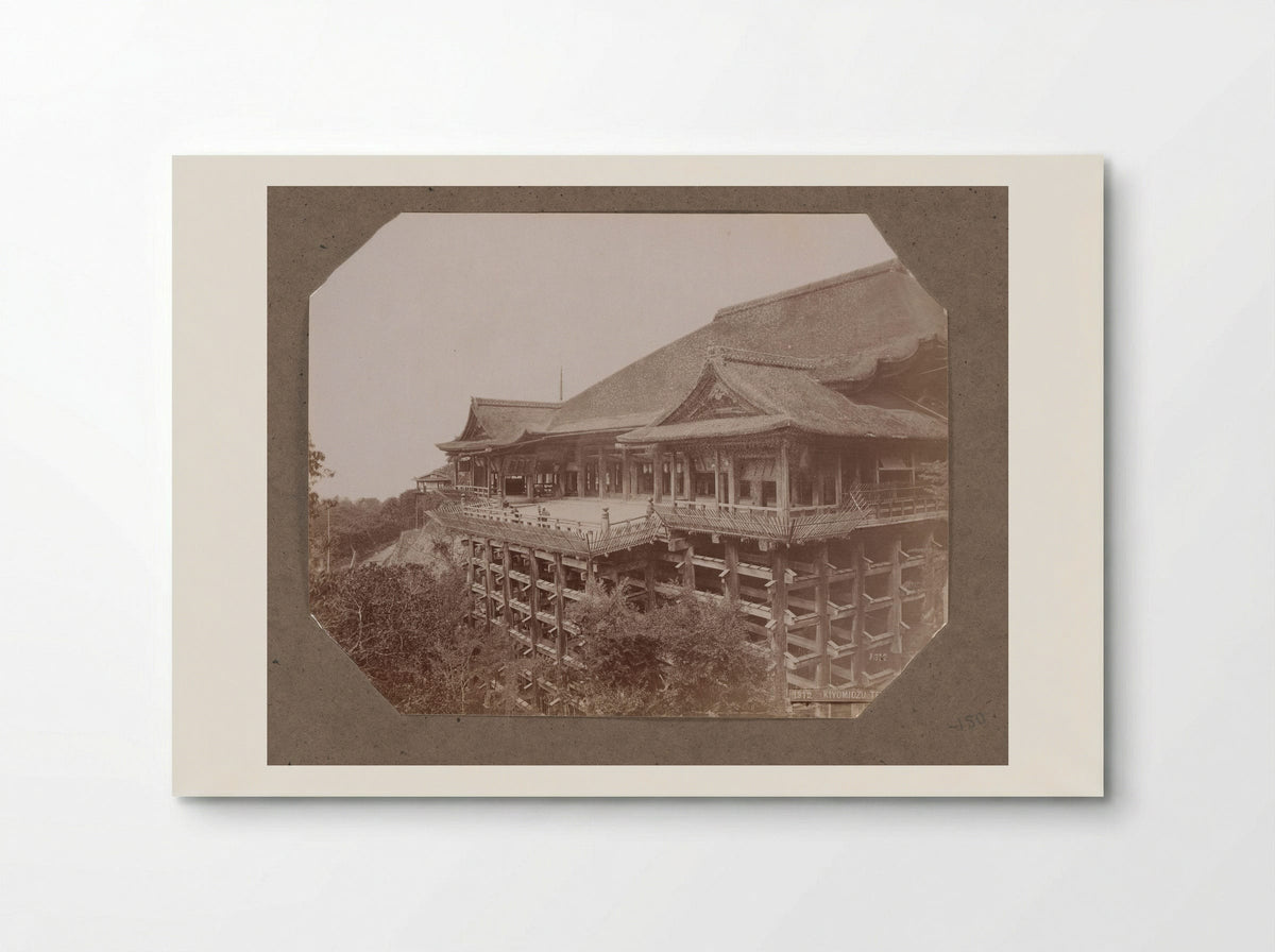 Gezicht op de Kiyomizu-dera tempel in Kyoto, Japan - Kusakabe Kimbei - Poster