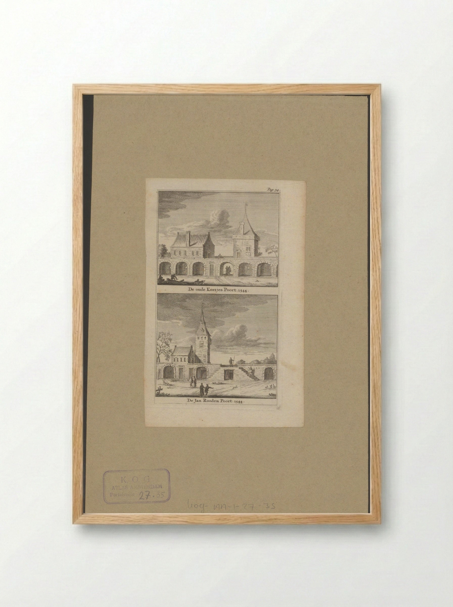 Gezicht op de Korsjespoort en Jan Roodenpoortstoren te Amsterdam - Jan Goeree - Framed Print Wood