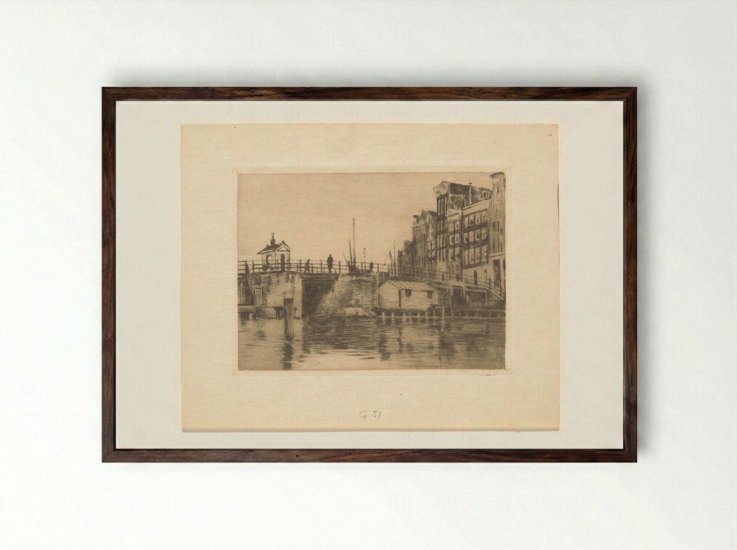 Gezicht op de Kraansluis in Amsterdam - Willem Witsen - Framed Print Dark Wood