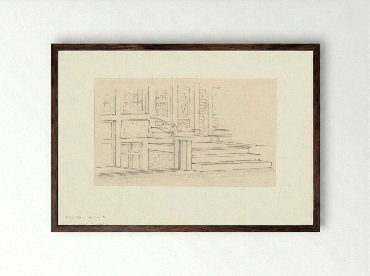 Gezicht op de entree van Zandhoek 12 met een vloedpaal - A. Goedkoop - Framed Print Dark Wood