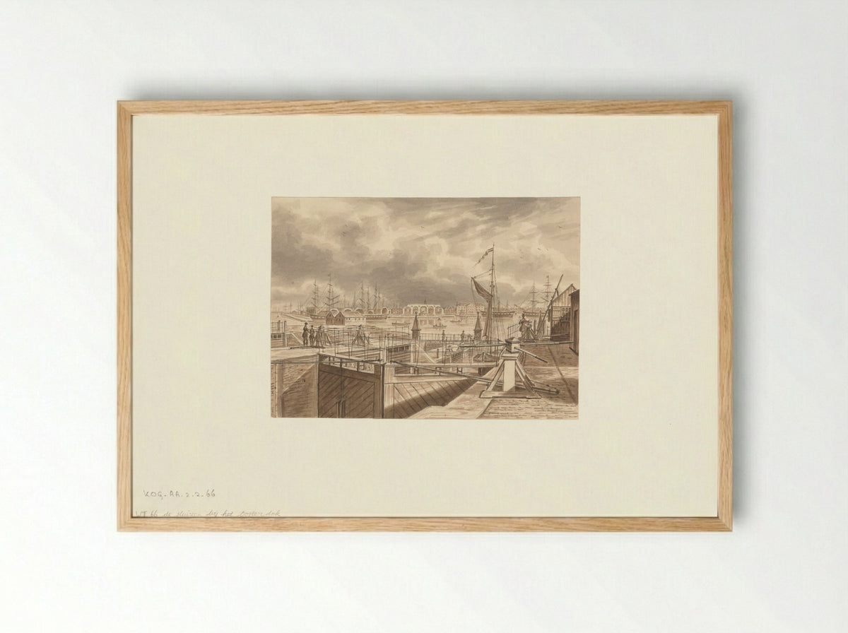Gezicht op de sluizen bij het Oosterdok - Augustus Wijnantz - Framed Print Wood