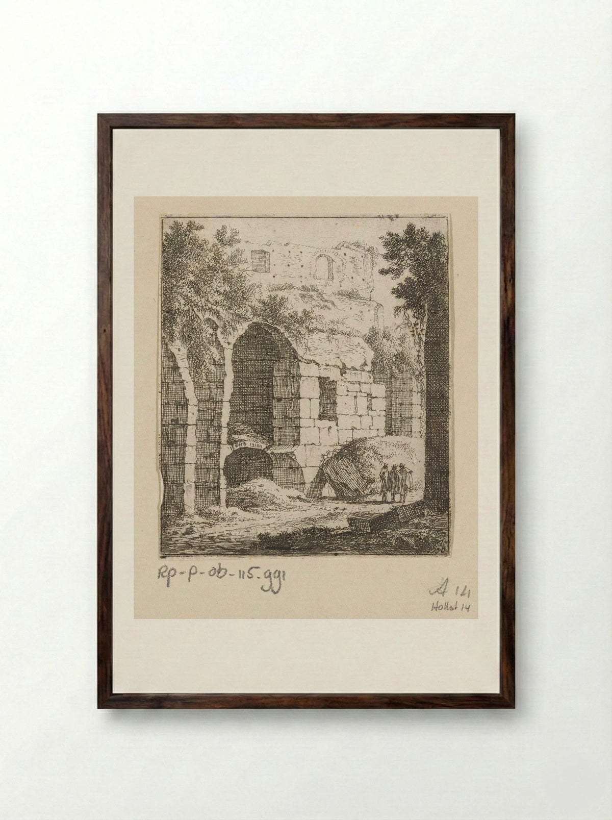Gezicht op een ruïne met rechts drie mannen - Johann Franz Ermels - Framed Print Dark Wood
