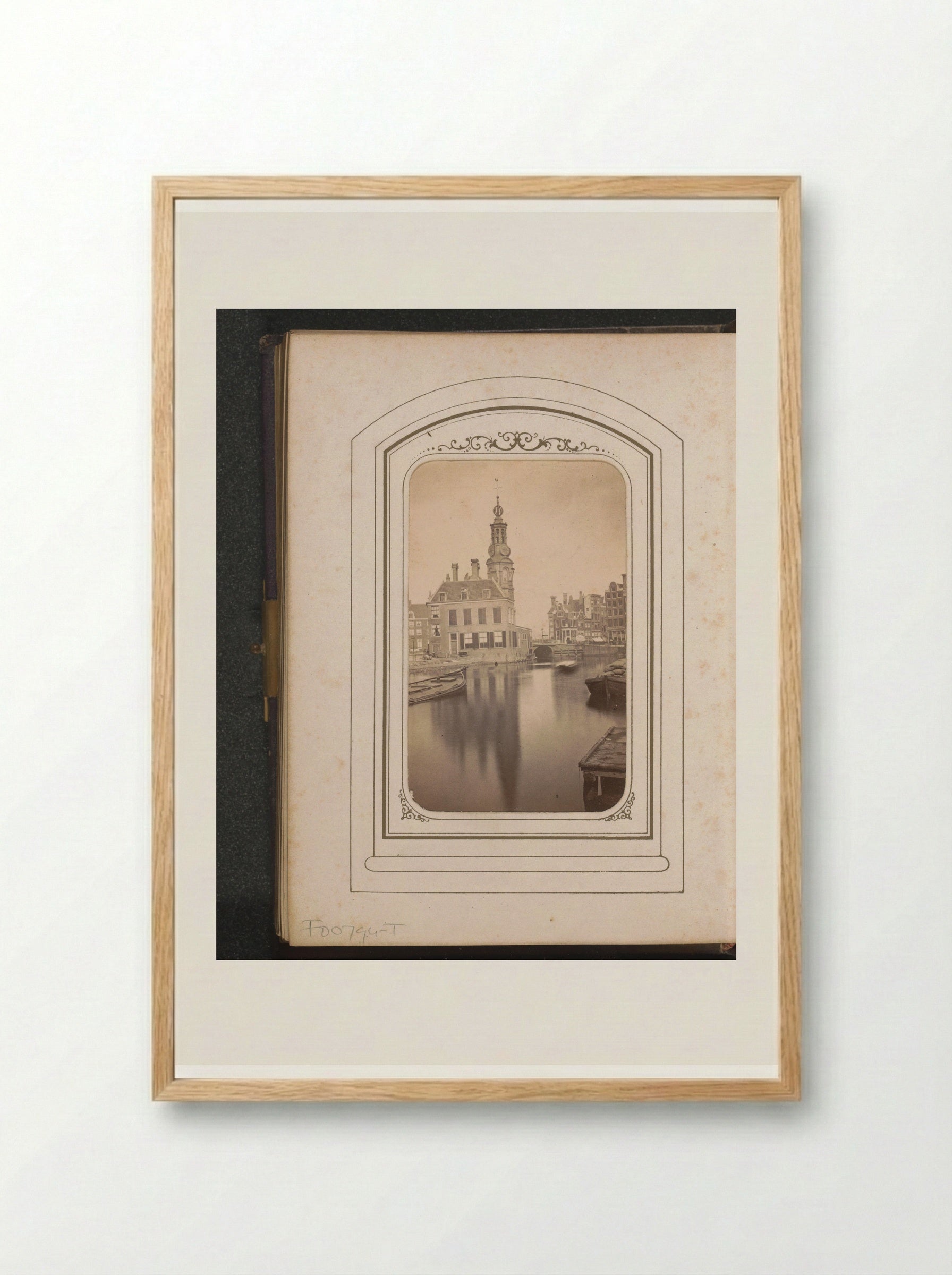 Gezicht op het Singel en de Munttoren in Amsterdam - Adolphe Braun & Cie. - Framed Print Wood
