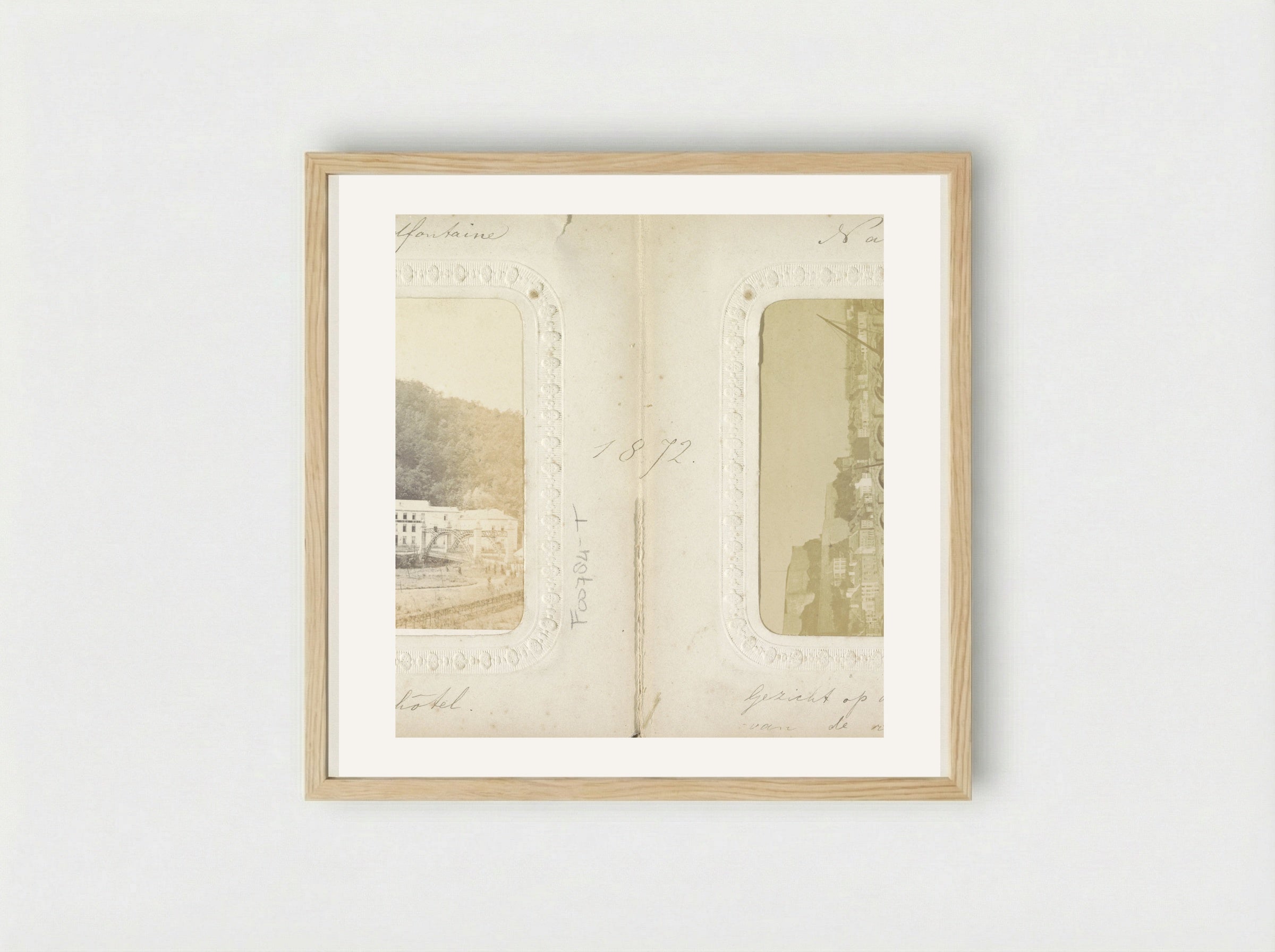 Gezicht op het badhotel van Chaudfontaine - Adolphe Braun & Cie. - Framed Print Wood
