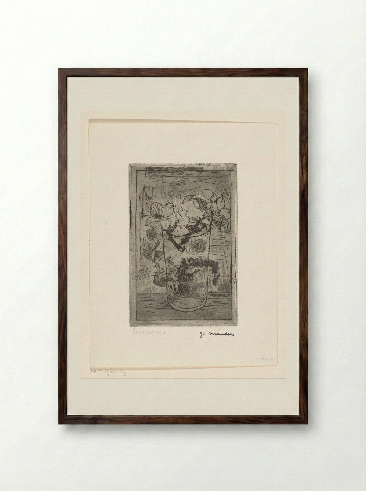 Glas met bloesemtakken - Dirkje Kuik - Framed Print Dark Wood