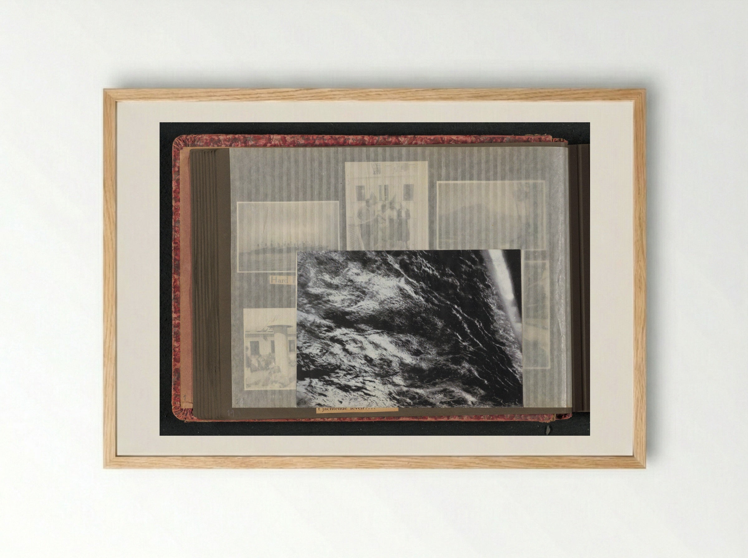 Glinsterende zeespiegel (2) - Eva Charlotte Pennink-Boelen - Framed Print Wood