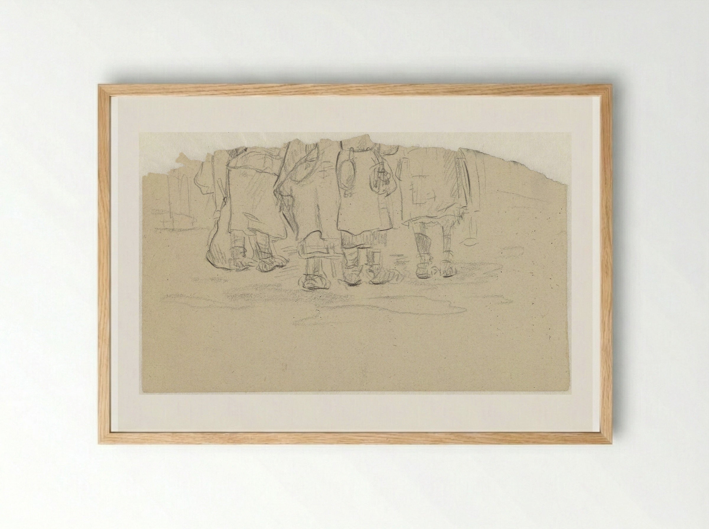Groep vrouwen in winterkleding in Ravensbrück - Aat Breur-Hibma - Framed Print Wood