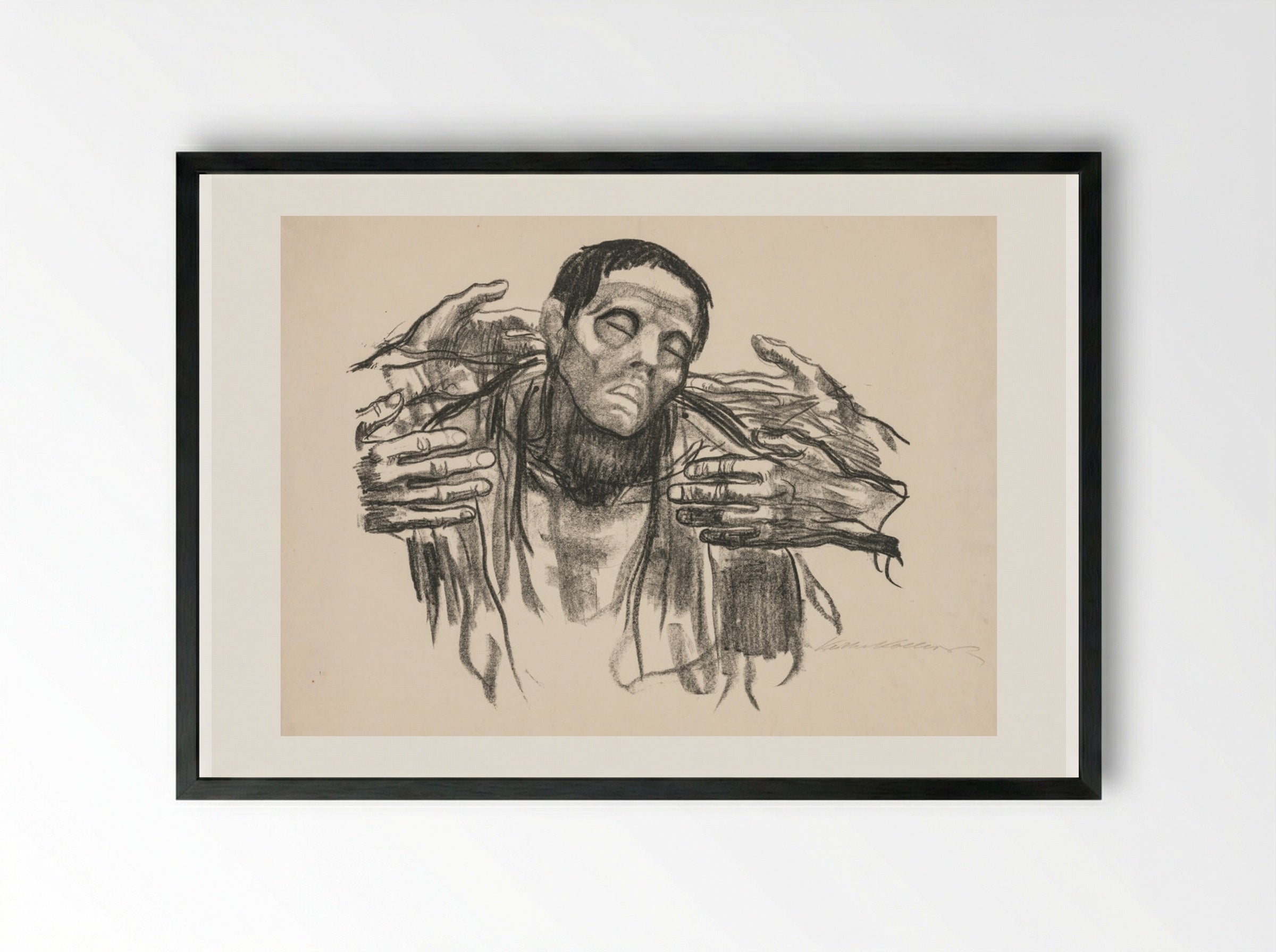Help Russia - Käthe Kollwitz - Framed Print Black