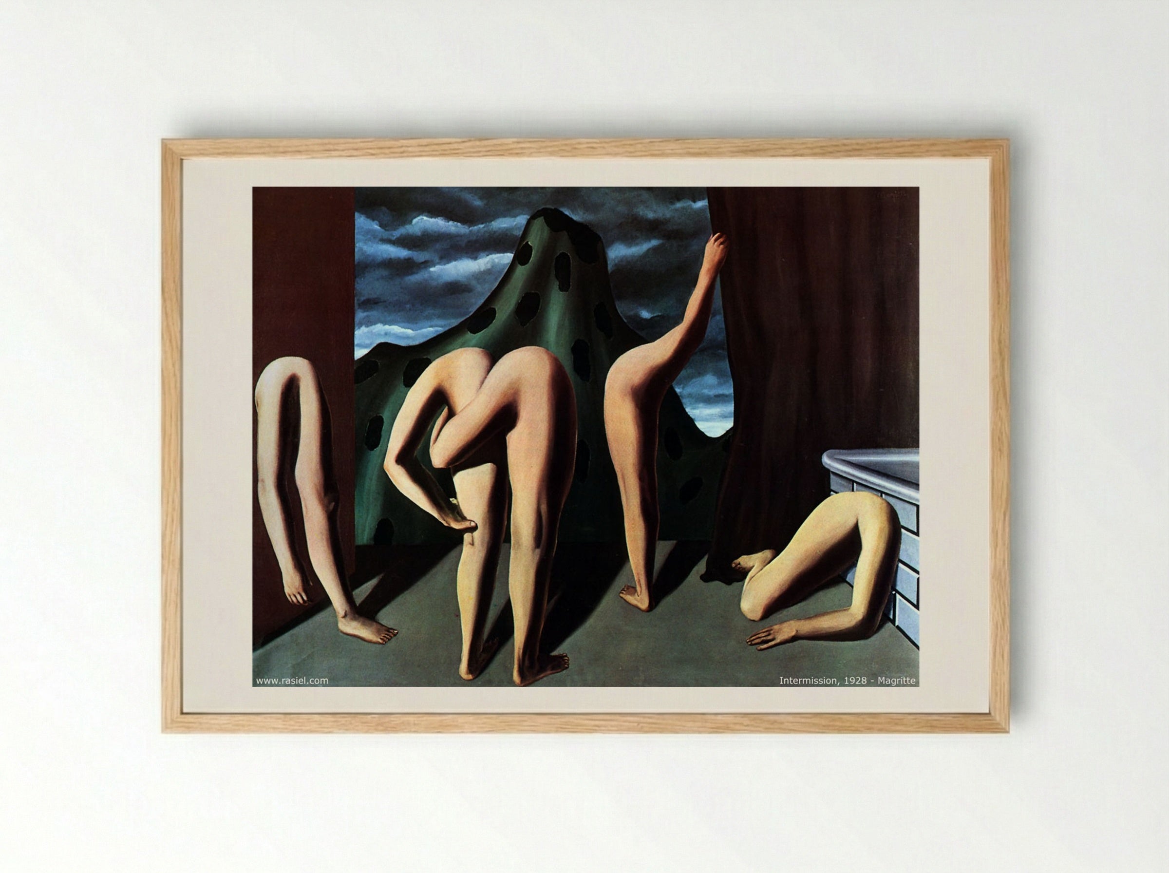 Intermission - René Magritte - Framed Print Wood