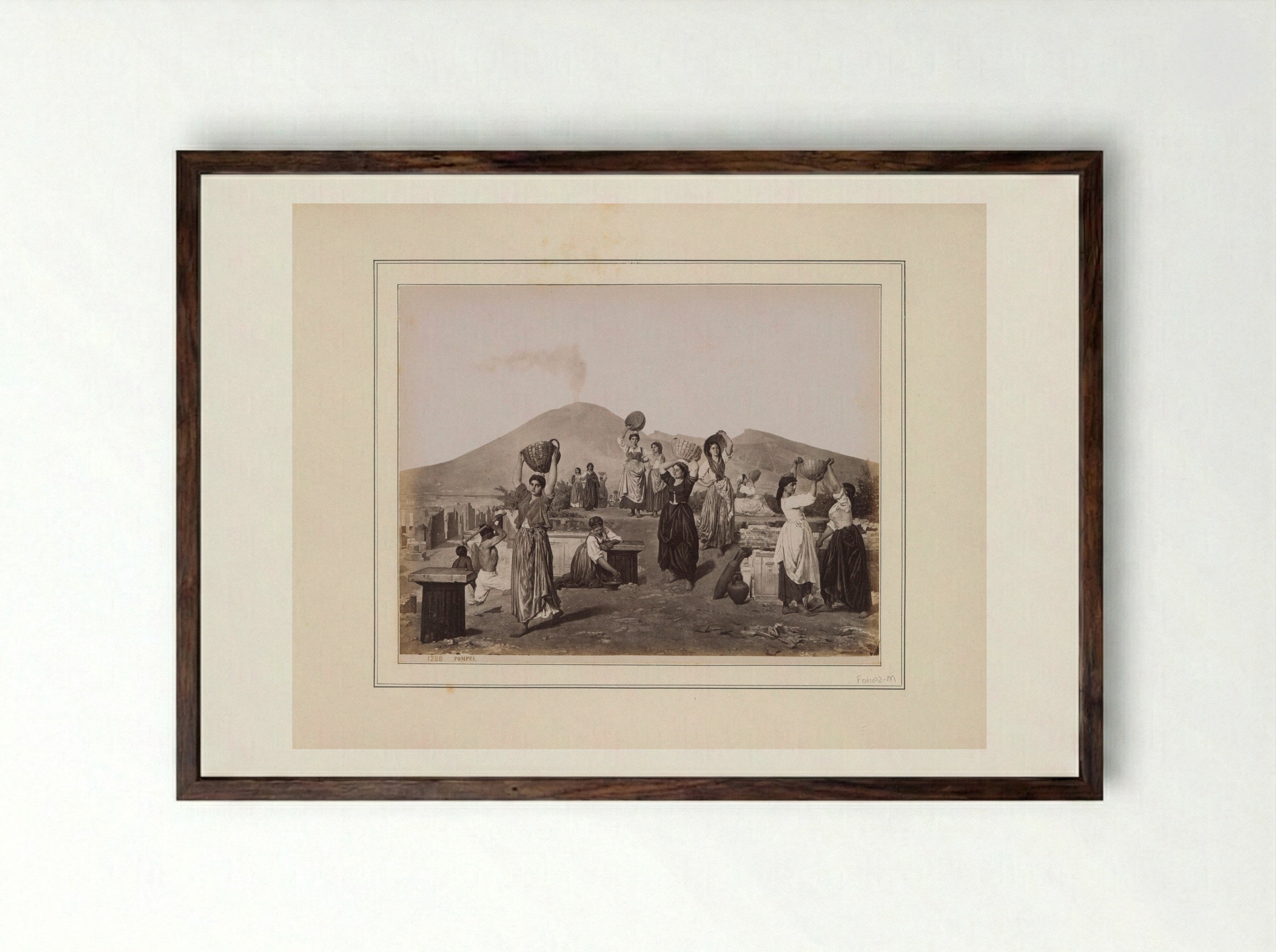 Italian Women at the Excavations of Pompeii - Giorgio Sommer - Framed Print Dark Wood
