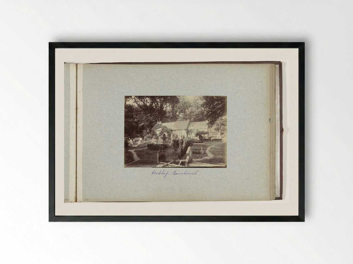 Kerkhof van de Old Saint Boniface Church te Bonchurch - Henry Pauw van Wieldrecht - Framed Print Black