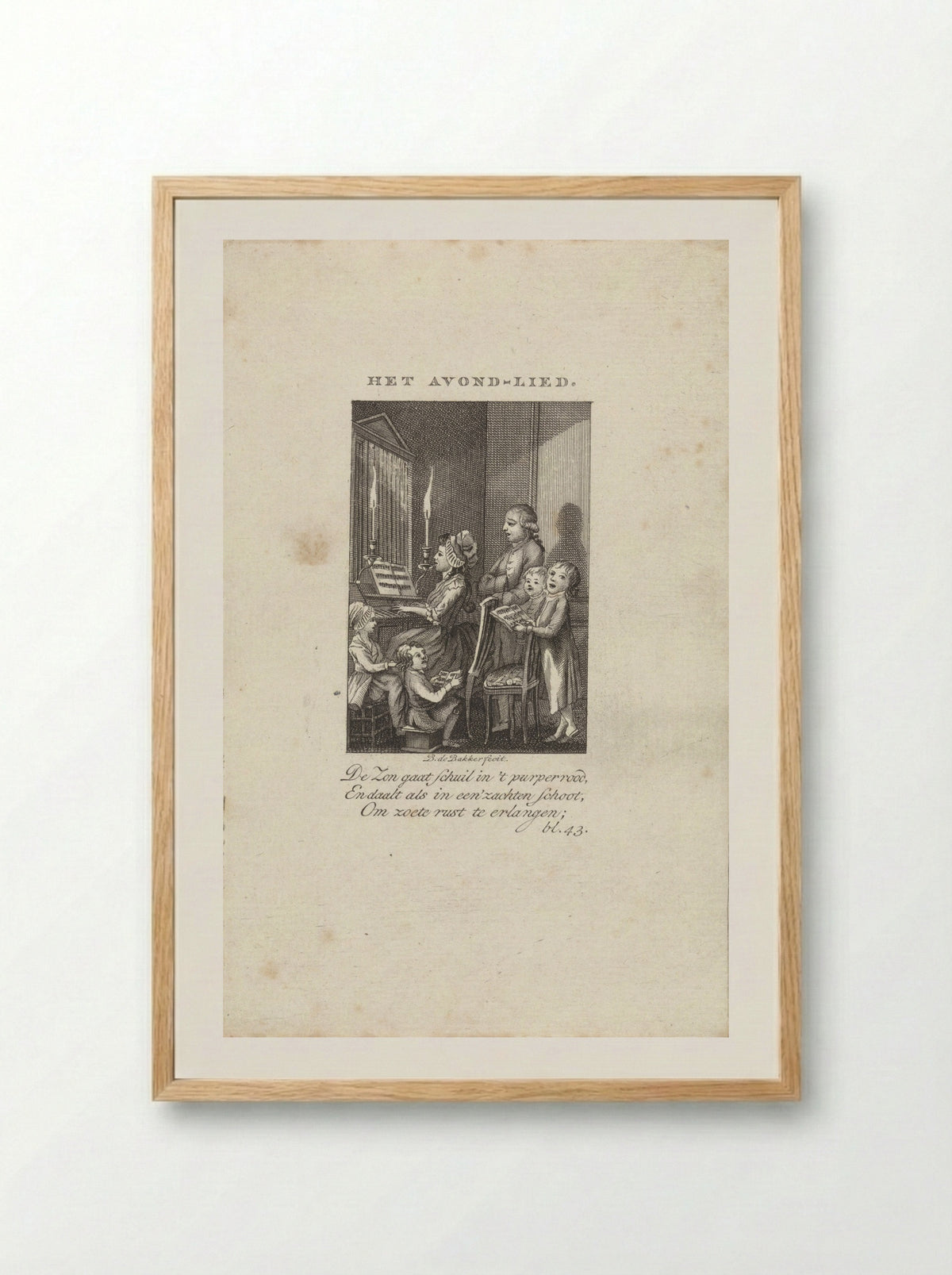 Kinderen met hun vader en moeder zingen bij een orgel - B. de Bakker - Framed Print Wood