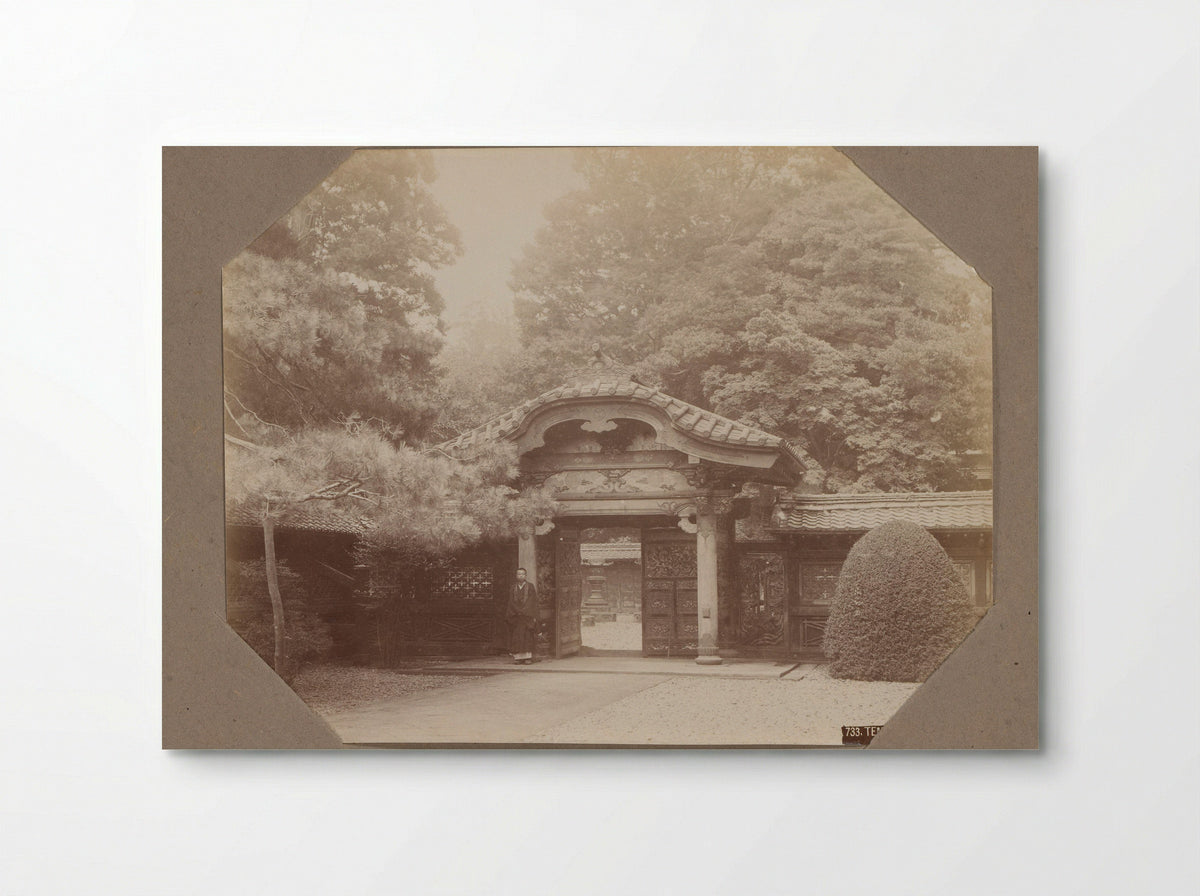 Man at the Gate of a Temple in Shiba, Tokyo - Kusakabe Kimbei - Poster