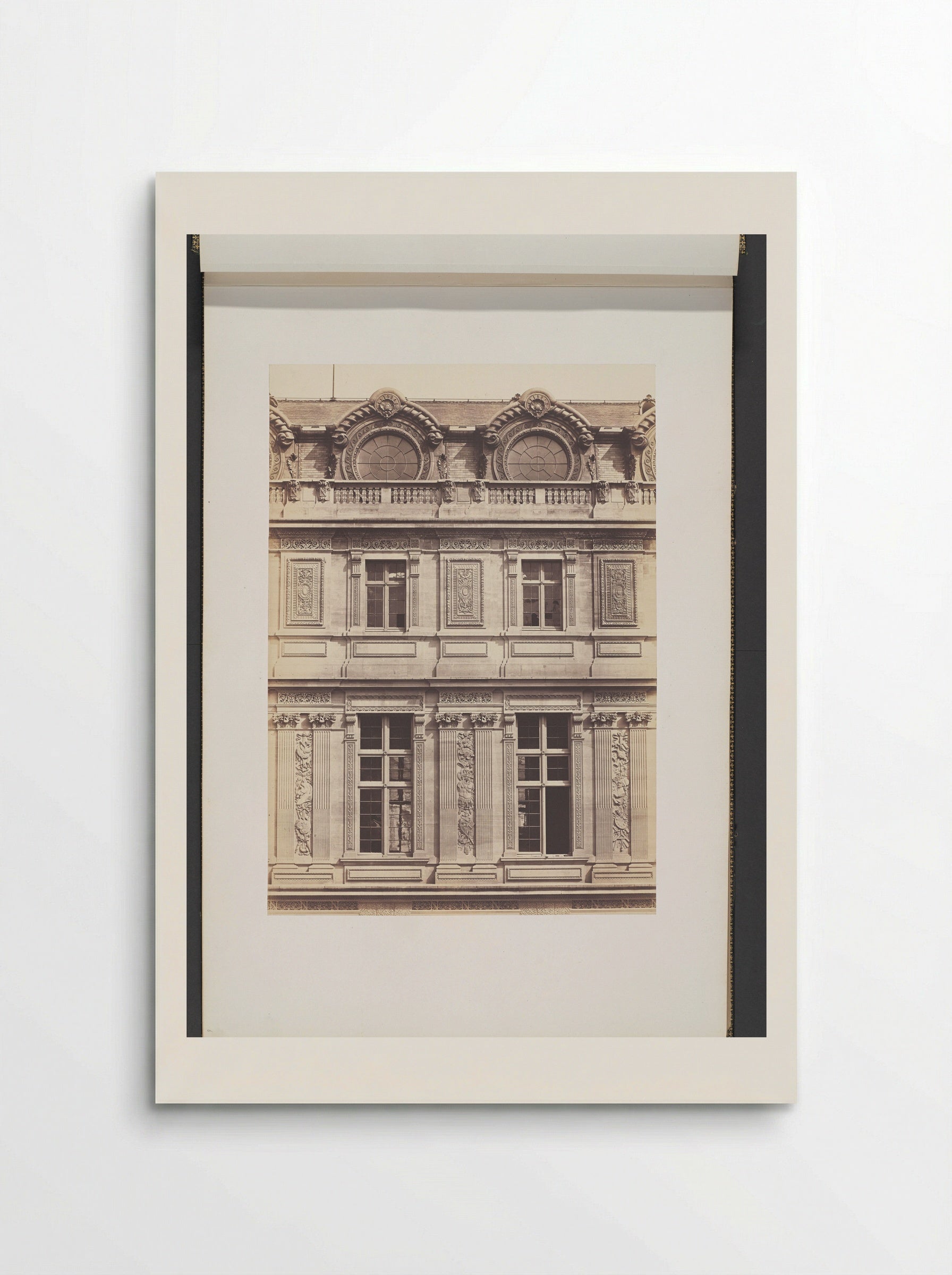 Noordgevel aan de Cour Lefuel van het Palais du Louvre - Édouard Denis Baldus - Poster