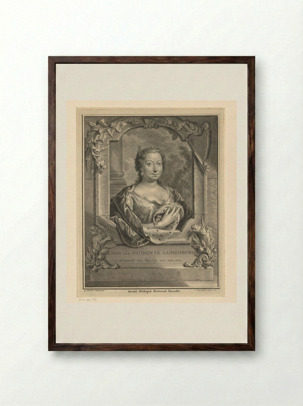 Portret van Anna van Hannover, prinses van Oranje-Nassau - Pieter Tanjé - Framed Print Dark Wood