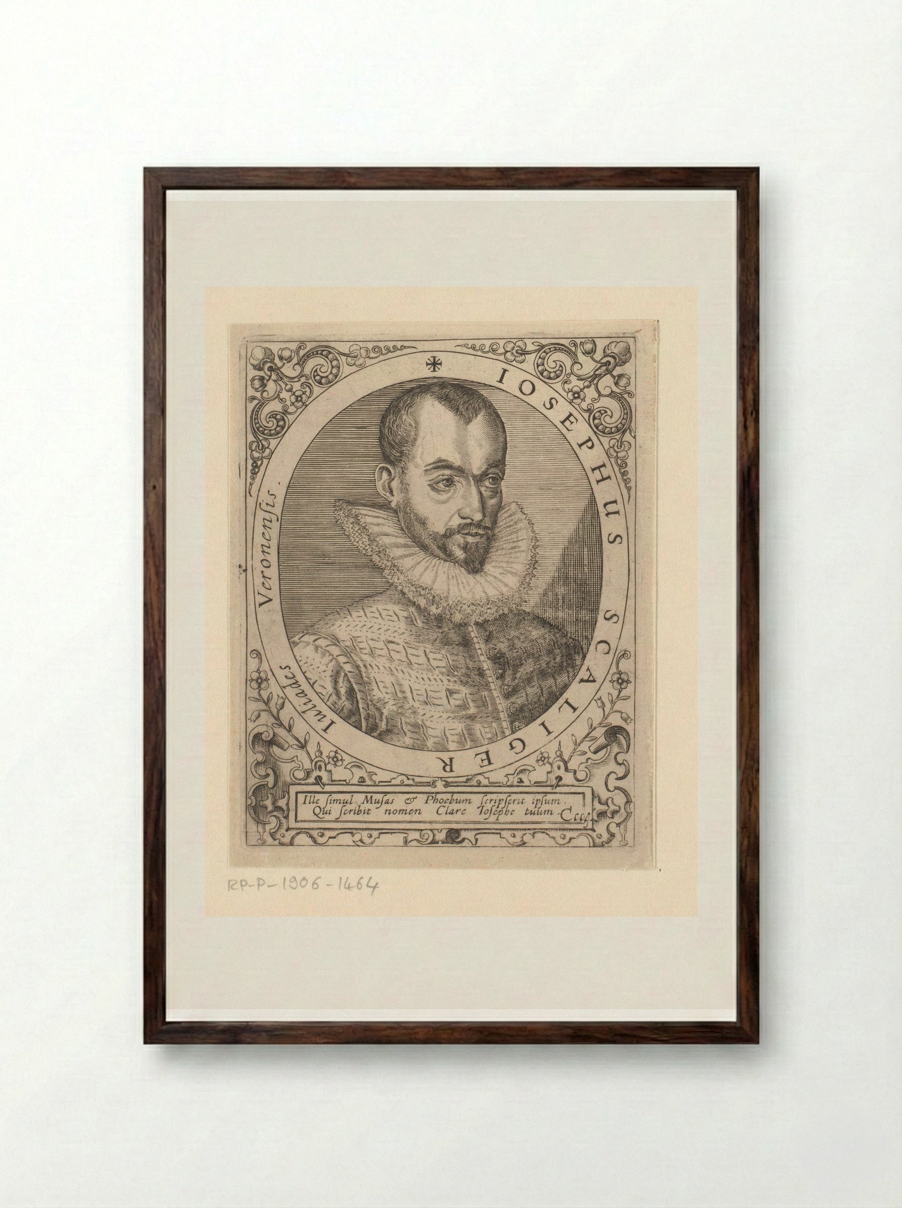 Portret van Josephus Scaliger - Johann Theodor de Bry - Framed Print Dark Wood