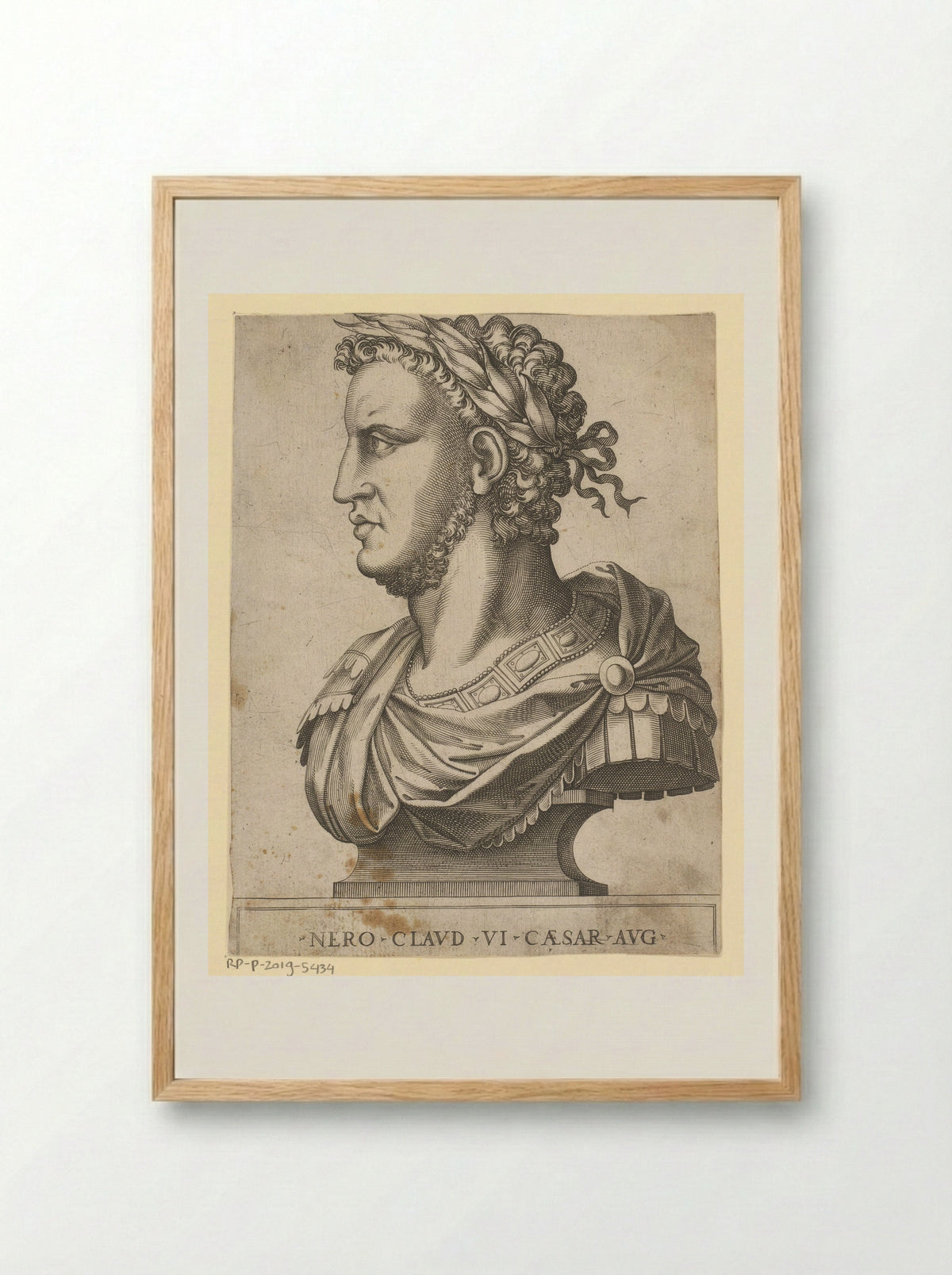 Portretbuste van Nero, keizer van het Romeinse Rijk - Martino Rota - Framed Print Wood