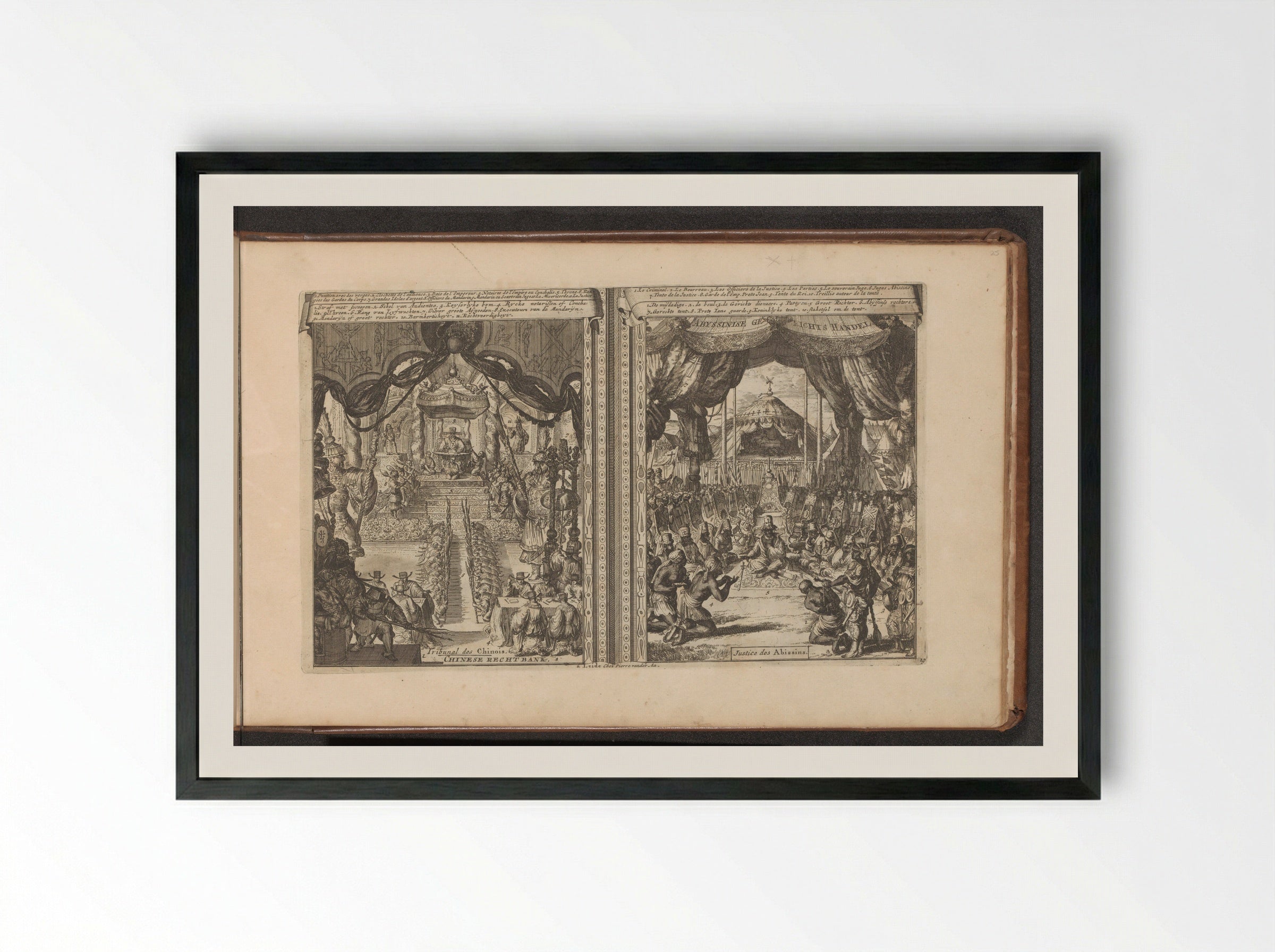 Rechtbank in China en Abbesinië - Romeyn de Hooghe - Framed Print Black