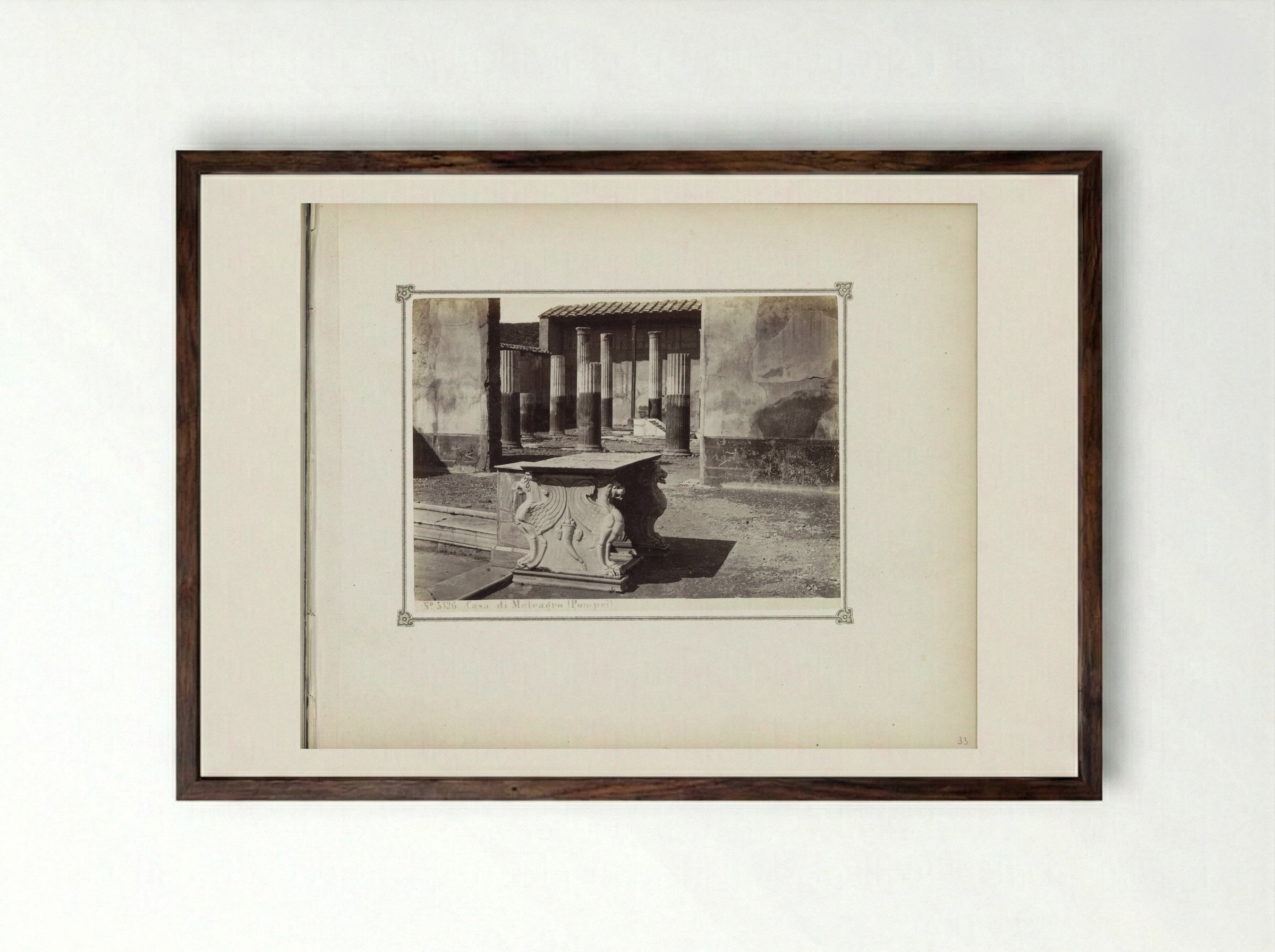Restanten van het Huis van Meleagro in Pompeï - Giorgio Sommer - Framed Print Dark Wood