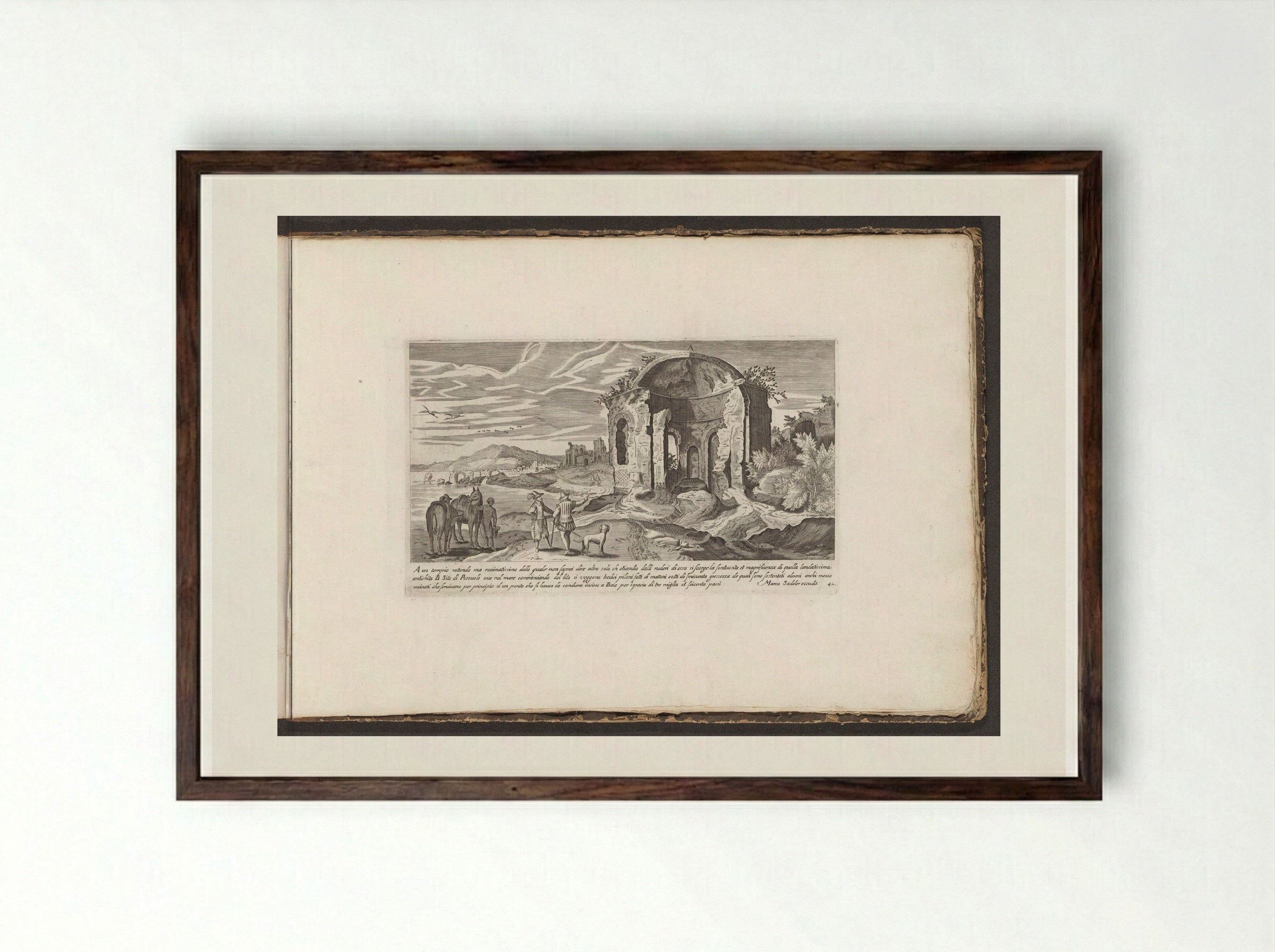 Ruïne van een tempel bij Pozzuoli - Giovanni Giacomo de' Rossi - Framed Print Dark Wood