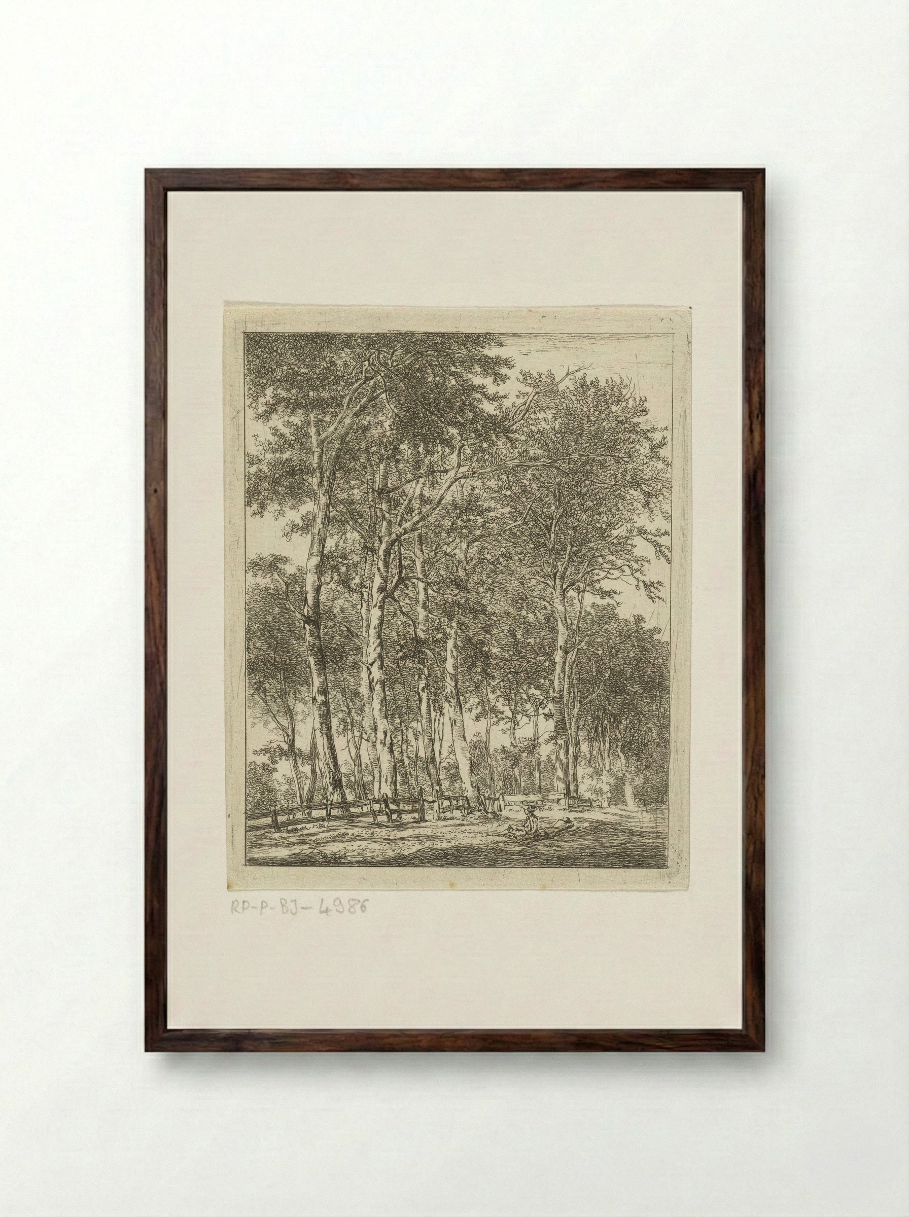 Rustende figuren bij hoge bomen - Hermanus van Brussel - Framed Print Dark Wood