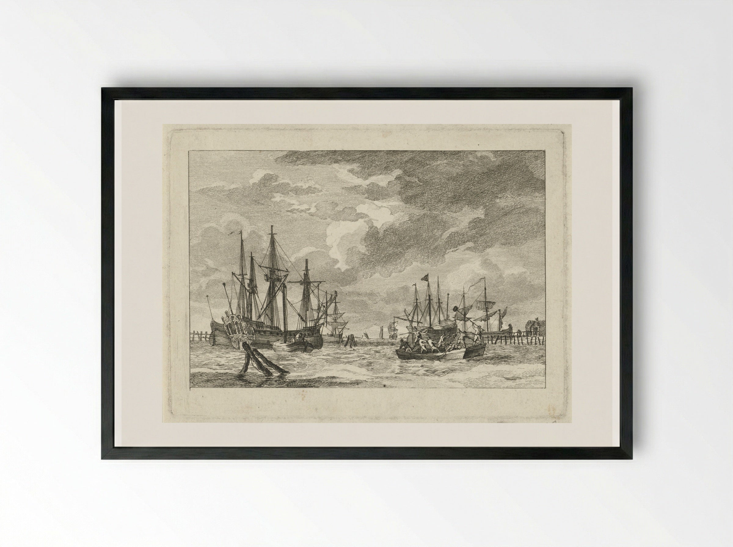 Schepen en sloepen in een haven - Gerrit Groenewegen - Framed Print Black