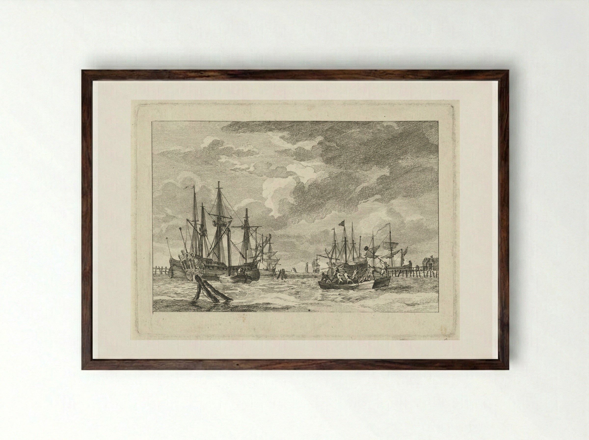Schepen en sloepen in een haven - Gerrit Groenewegen - Framed Print Dark Wood
