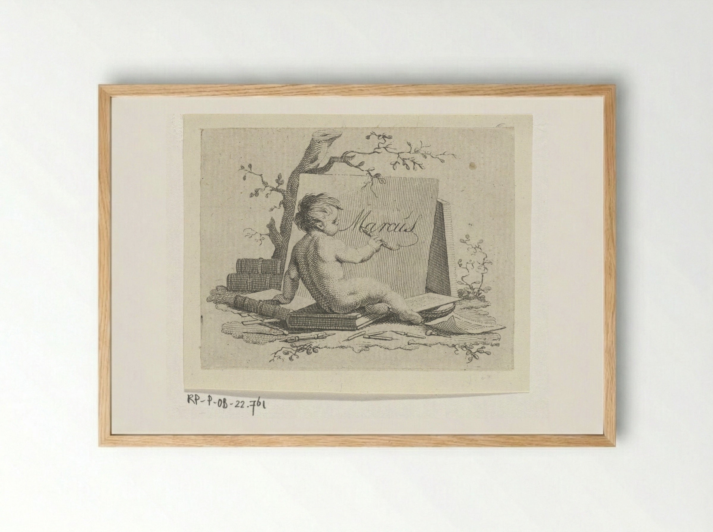 Schrijvende putto - Jacob Ernst Marcus - Framed Print Wood
