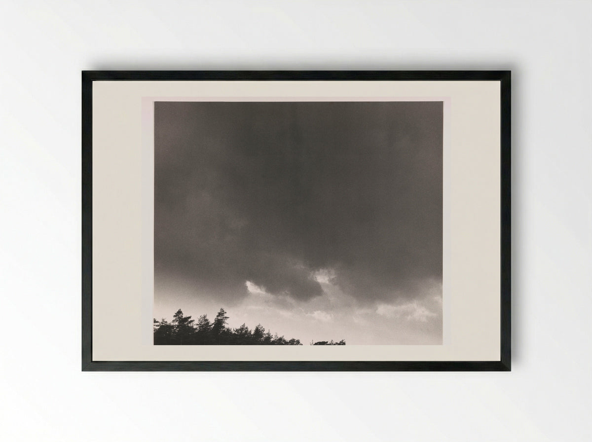 Schuldig landschap - Armando - Framed Print Black