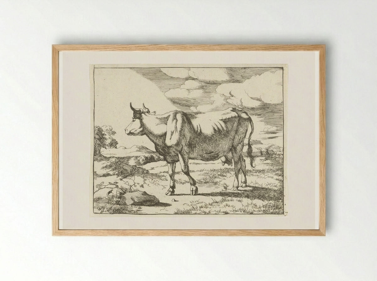 Staande koe naar links - Marcus de Bye - Framed Print Wood
