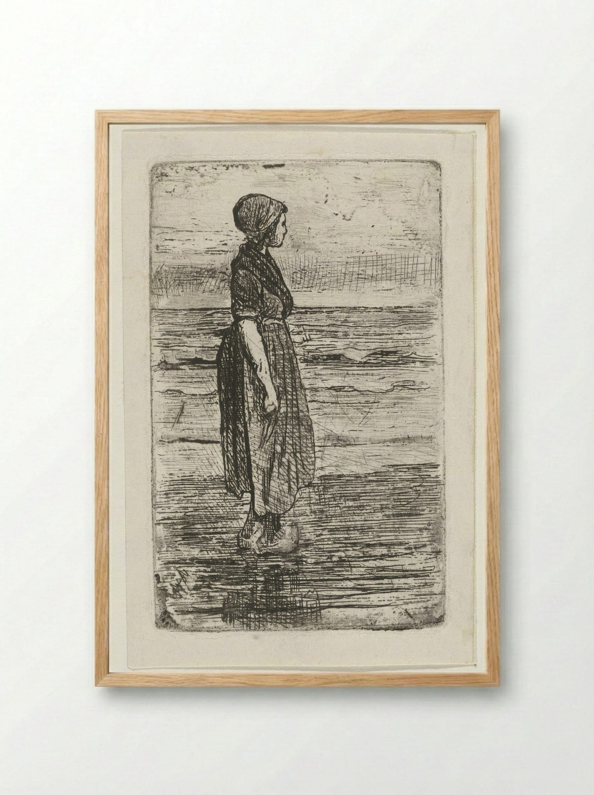 Staande vrouw op het strand - Jozef Israëls - Framed Print Wood