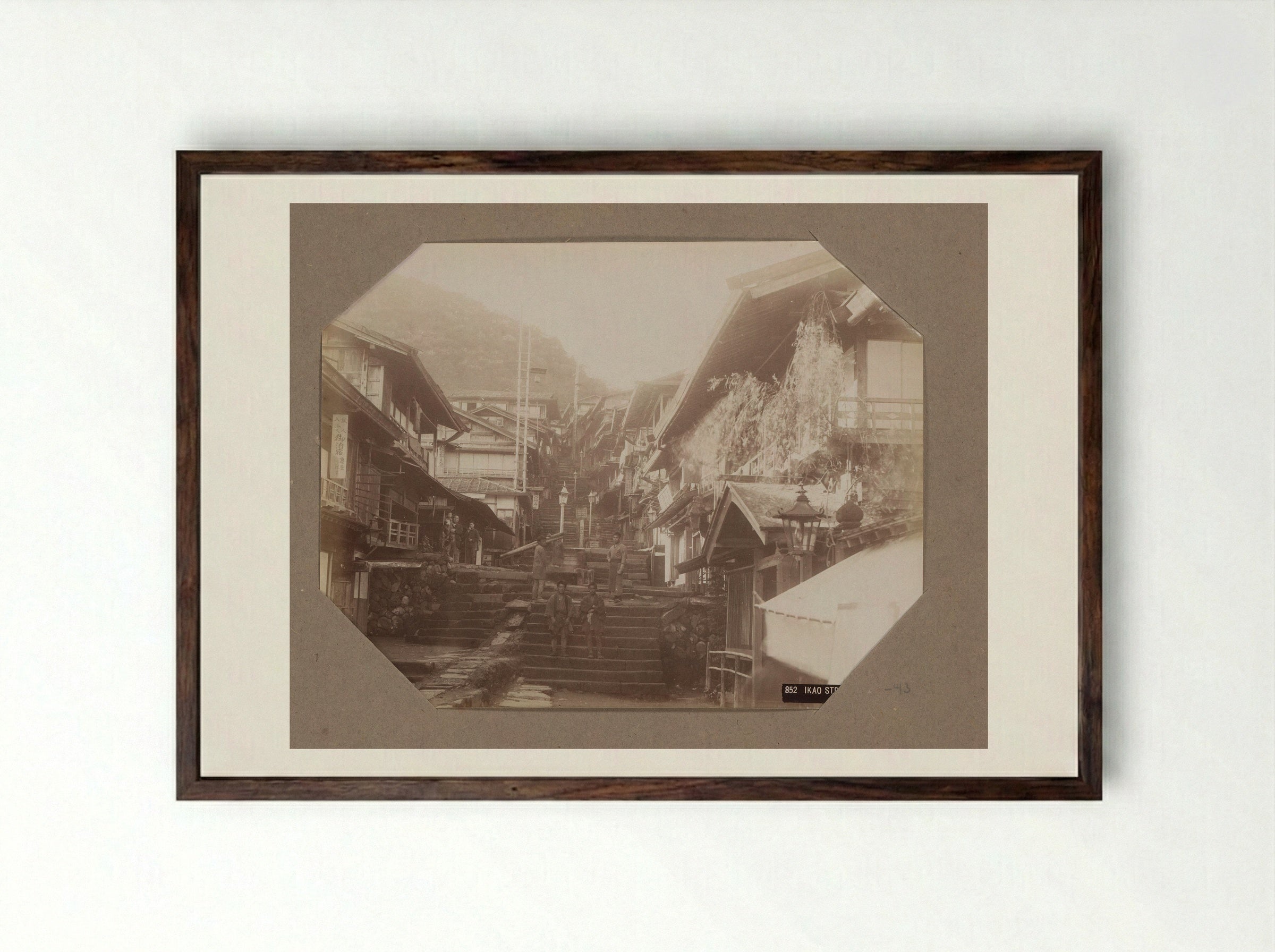 Straat in Ikaho, Japan - Kusakabe Kimbei - Framed Print Dark Wood