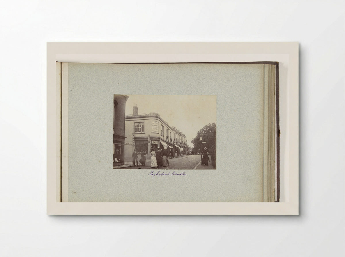 Straatgezicht op High Street te Shanklin - Henry Pauw van Wieldrecht - Poster