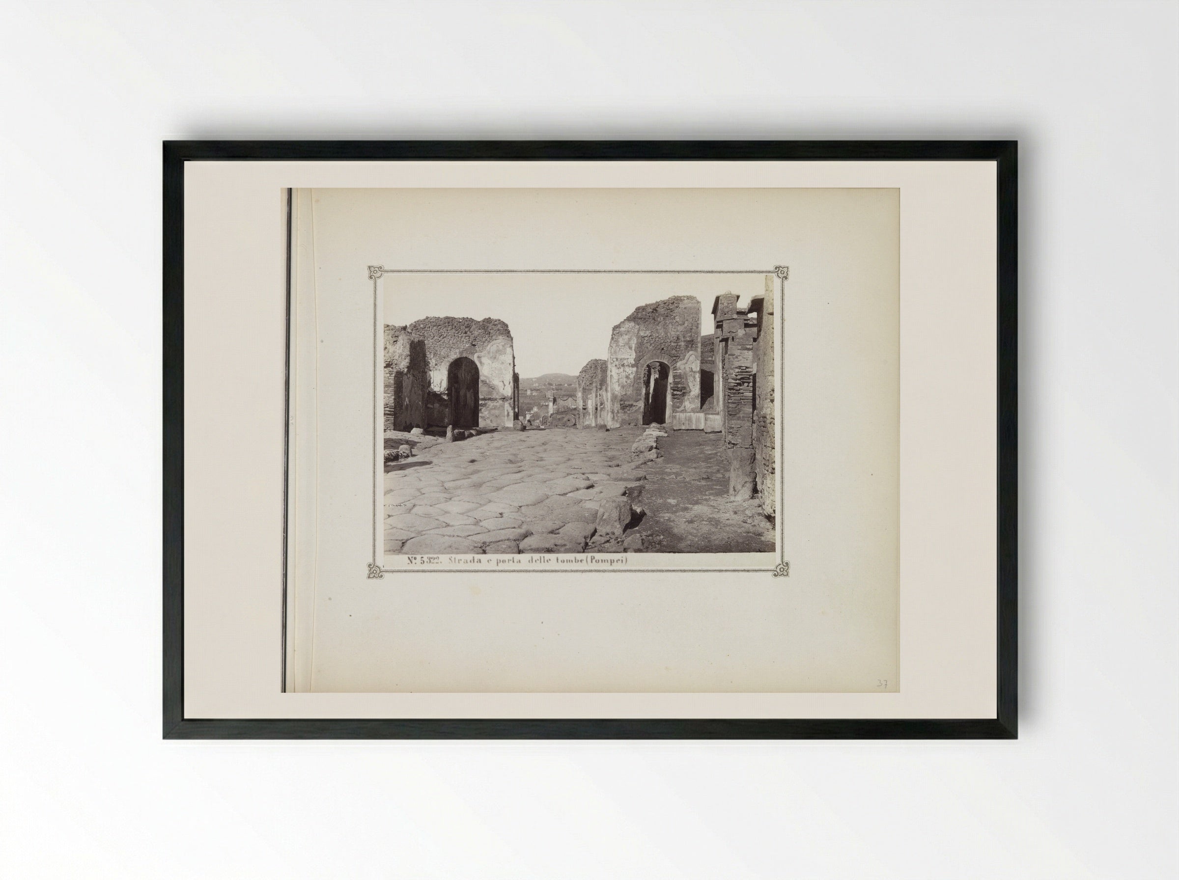 Strada e porta delle tombe (Pompei) - Giorgio Sommer - Framed Print Black