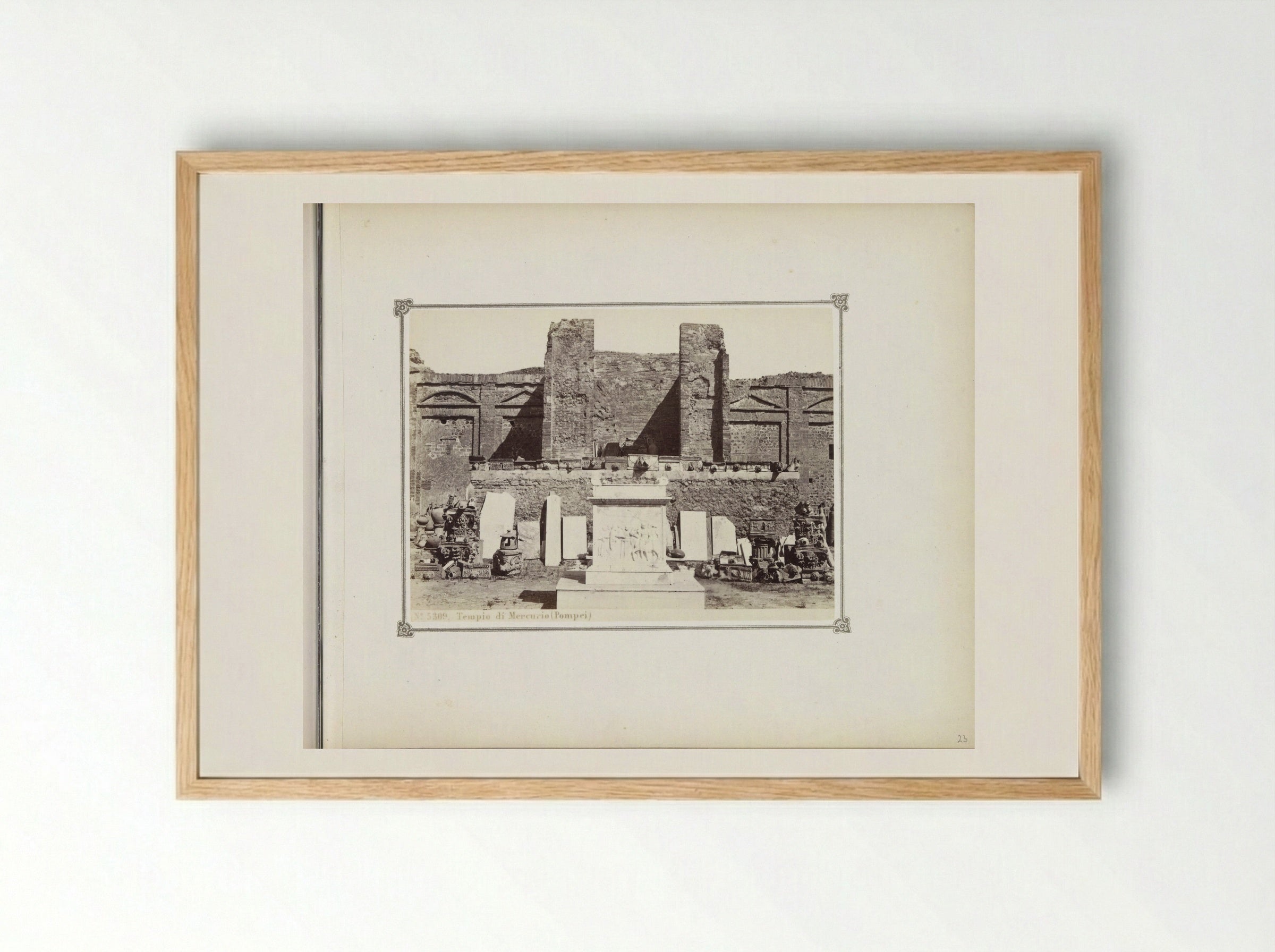 Tempio di Mercurio (Pompei) - Giorgio Sommer - Framed Print Wood