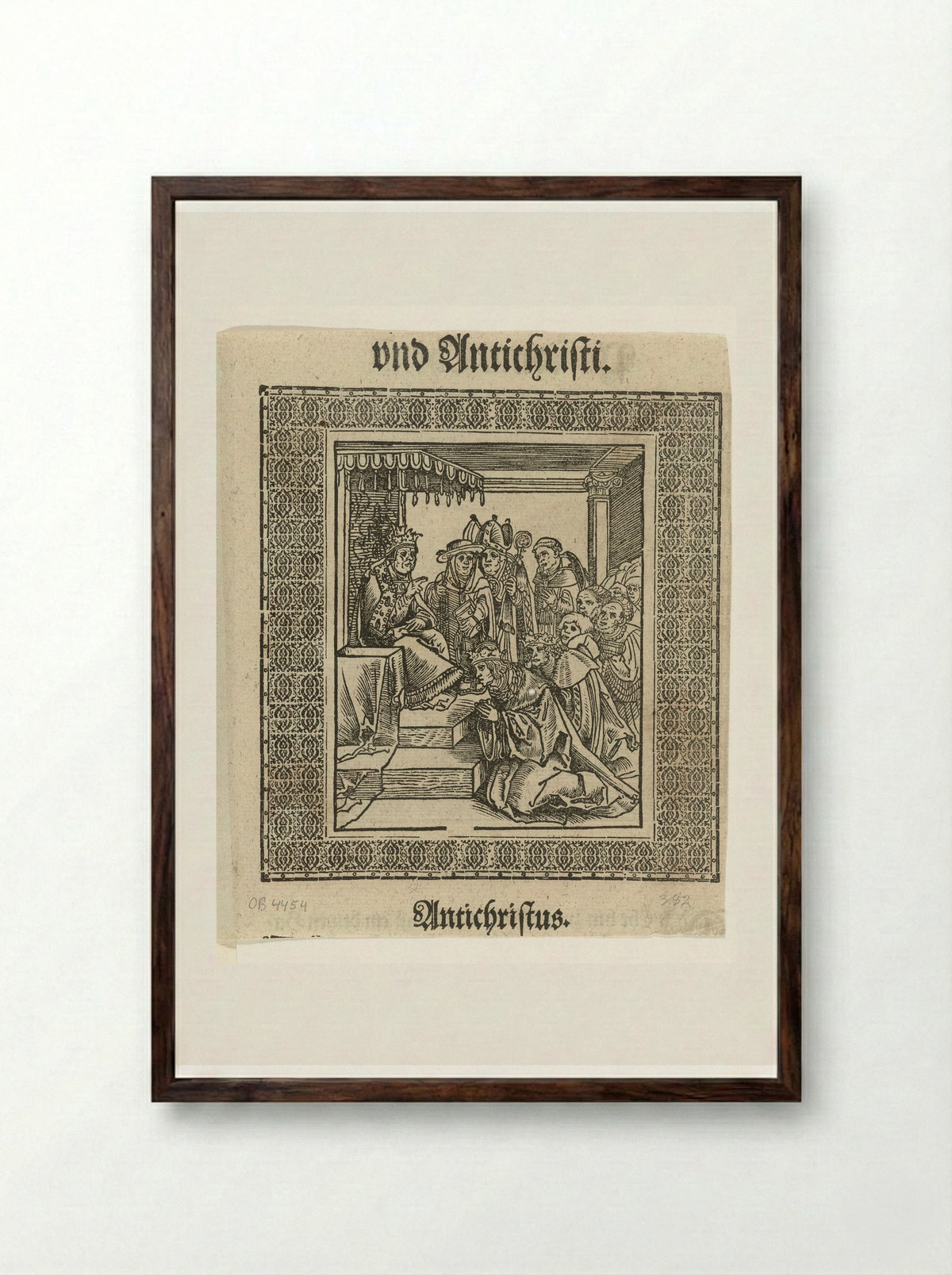 The Emperor Kissing the Feet of the Pope - Lucas Cranach the Elder - Framed Print Dark Wood