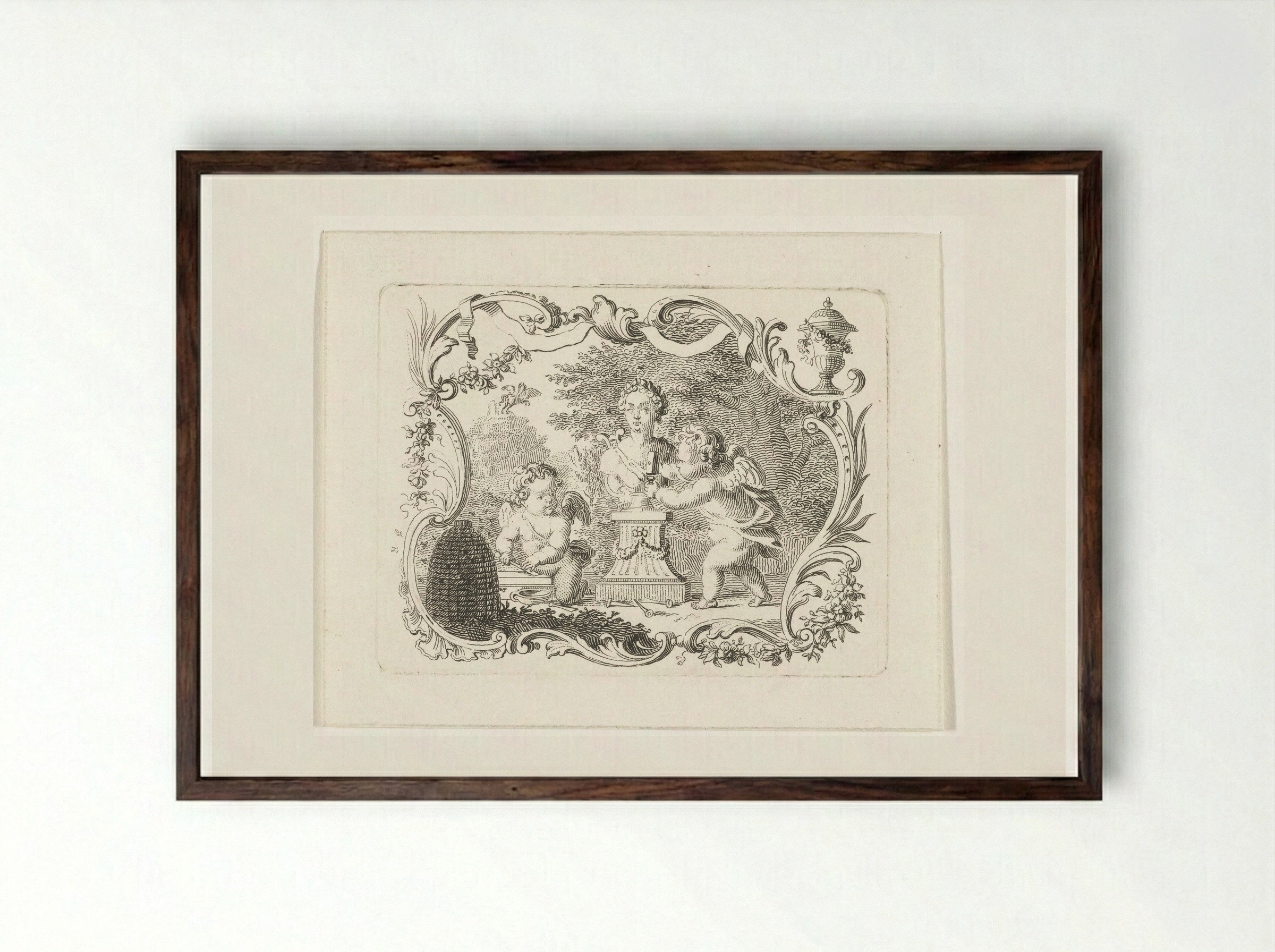 Twee putti met buste van Pan en bijenkorf in cartouche - Abraham Delfos - Framed Print Dark Wood