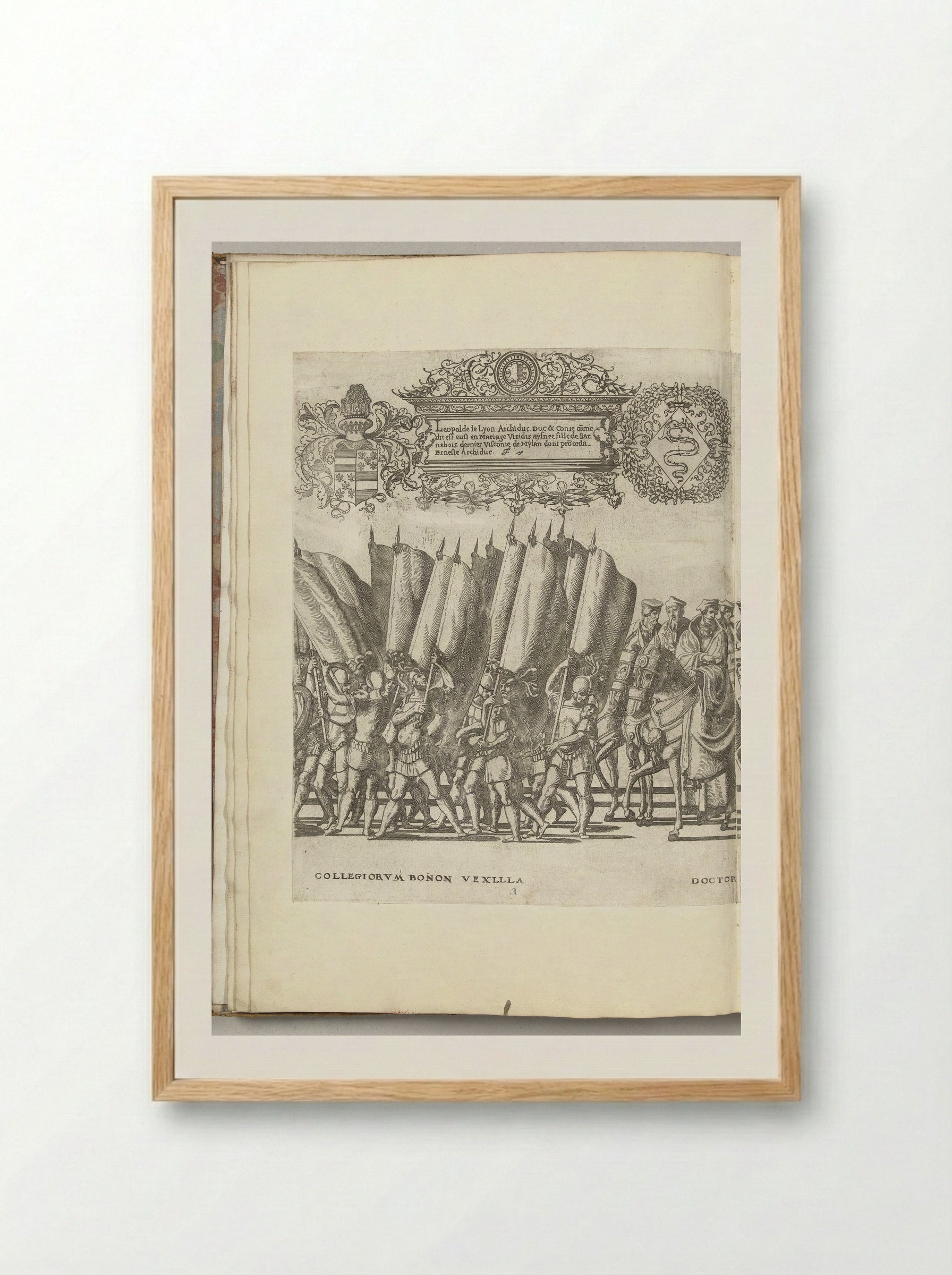 Vaandeldragers en geleerden, plaat E - Nicolaas Hogenberg - Framed Print Wood