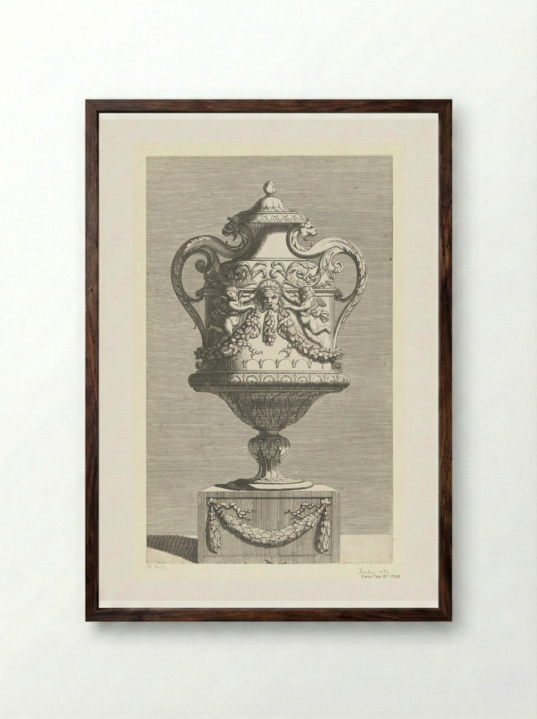 Vaas met deksel - Gérard Audran - Framed Print Dark Wood
