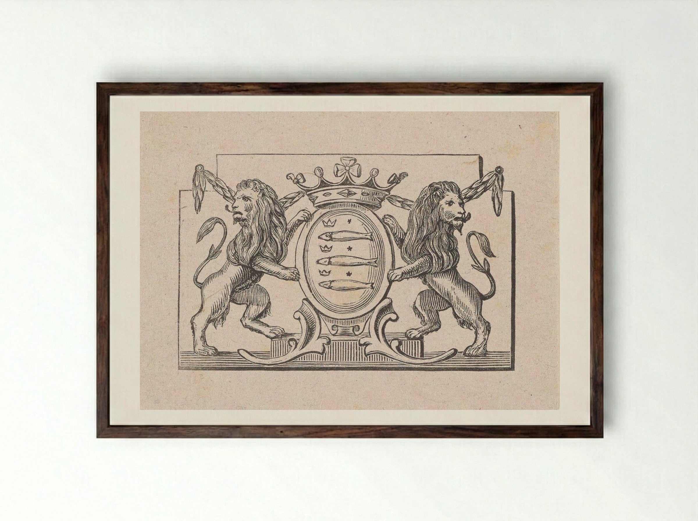 Vignet met een wapen met daarop drie vissen en drie kronen - Isaac Weissenbruch - Framed Print Dark Wood
