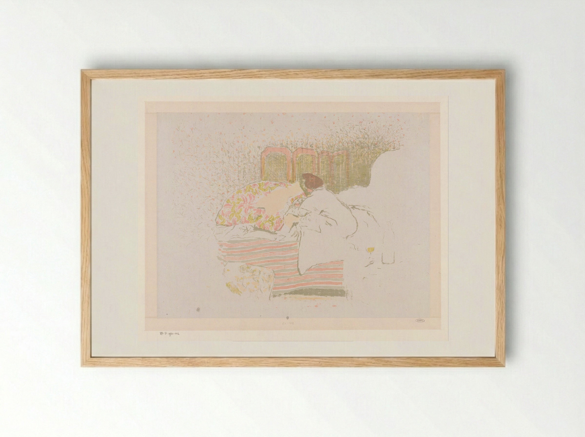 Vrouw met kind op bed - Édouard Vuillard - Framed Print Wood